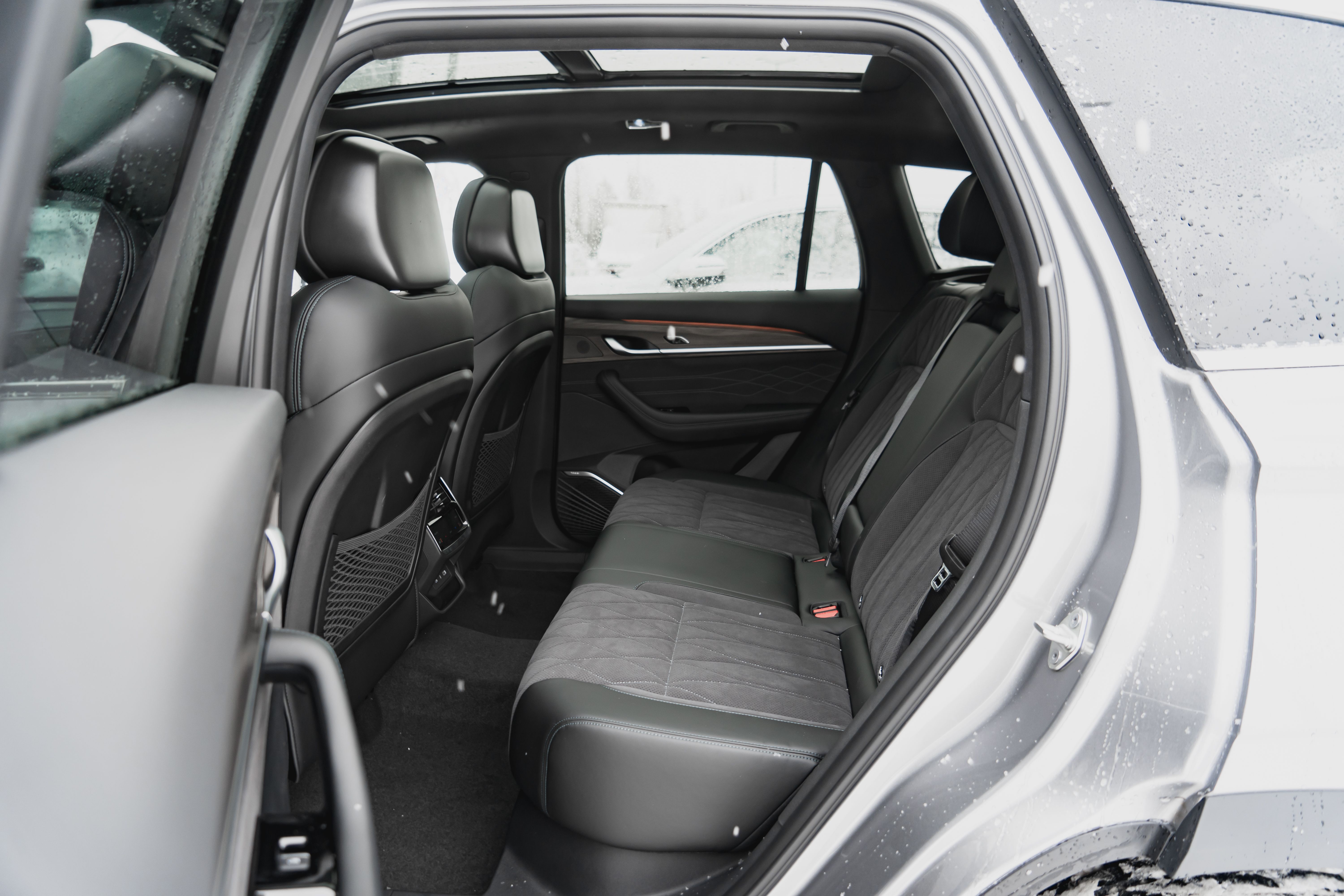 Geely MONJARO Flagship SE 2.0T 8AT 4WD