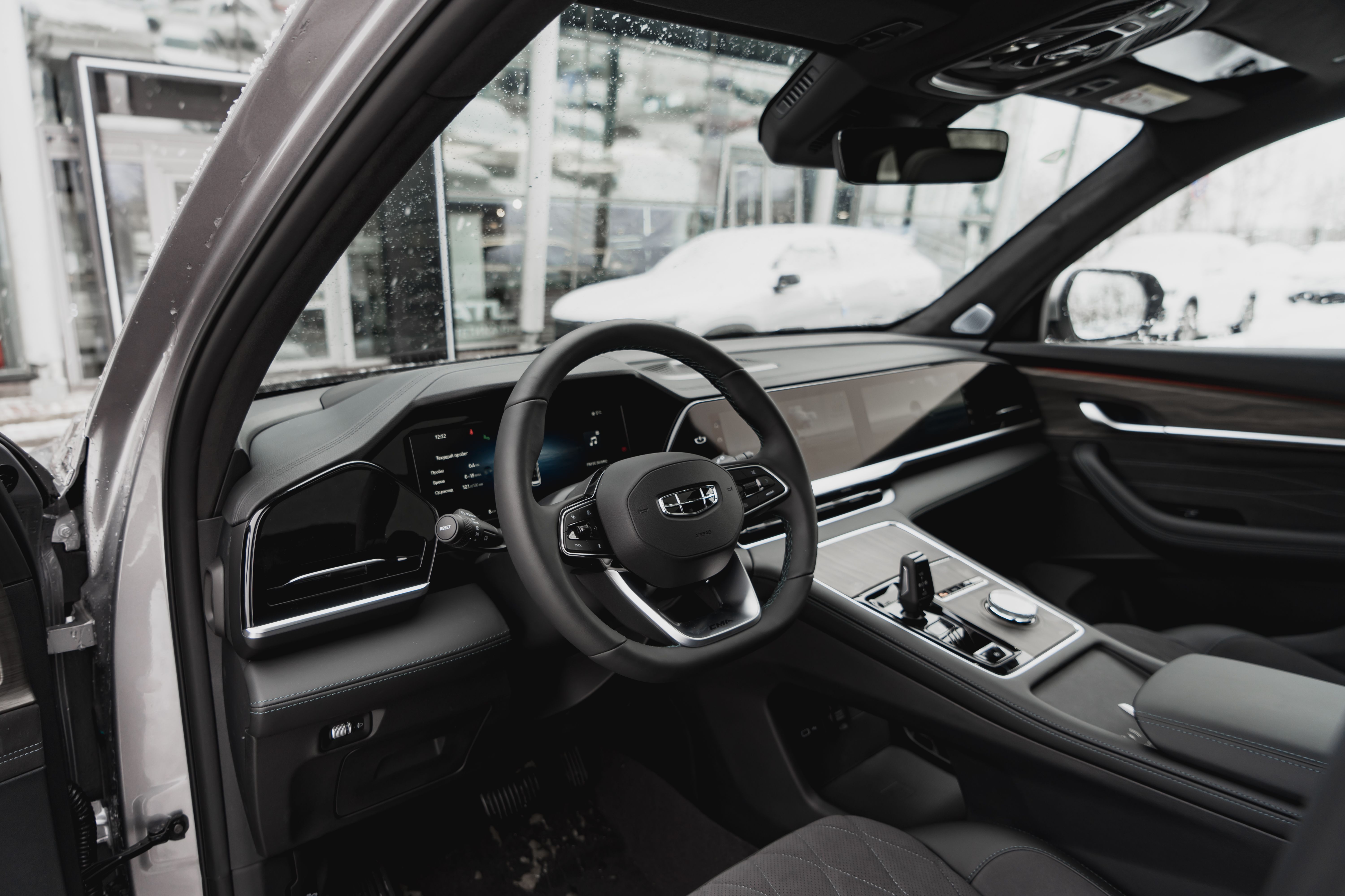 Geely MONJARO Flagship SE 2.0T 8AT 4WD