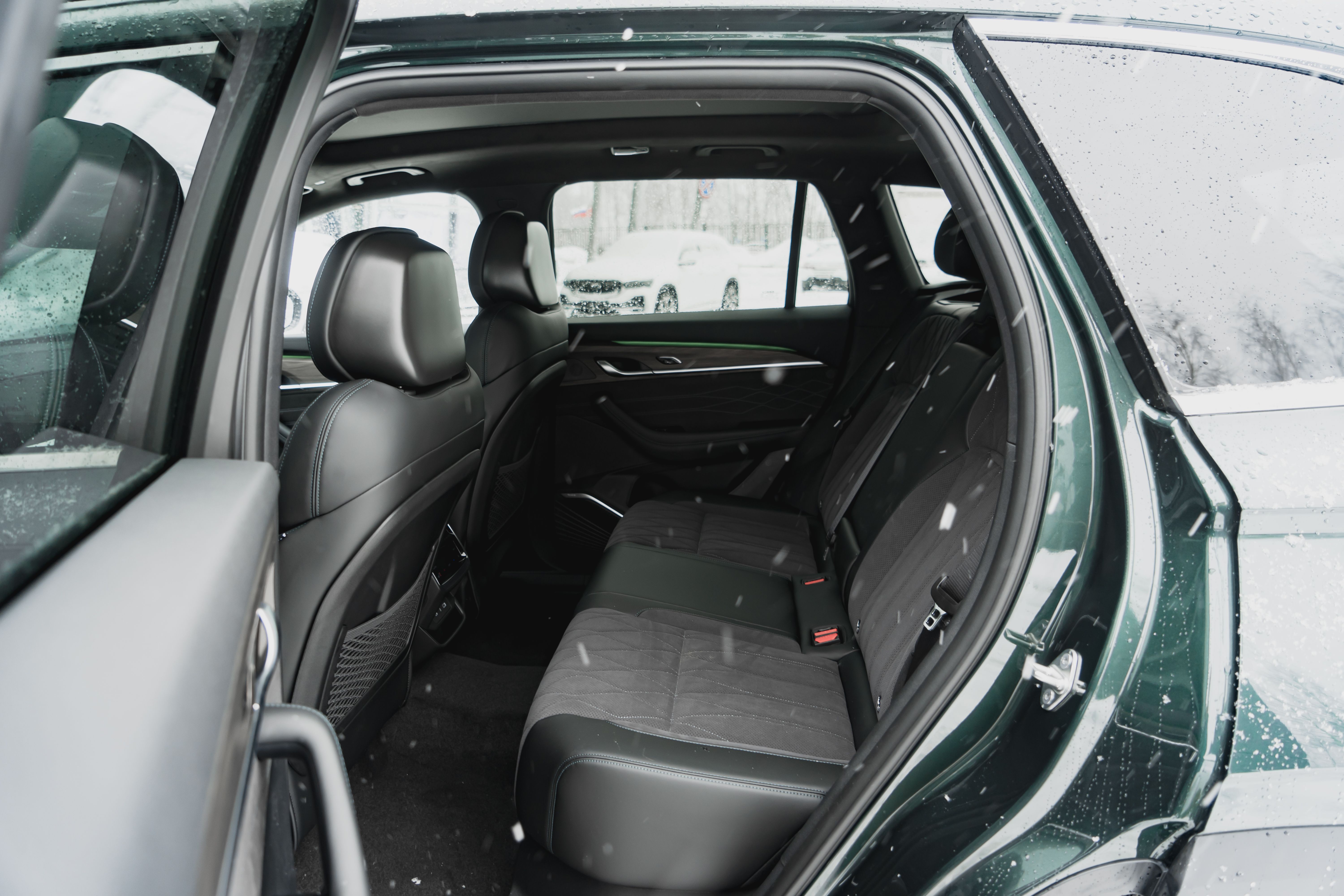 Geely MONJARO Flagship SE 2.0T 8AT 4WD