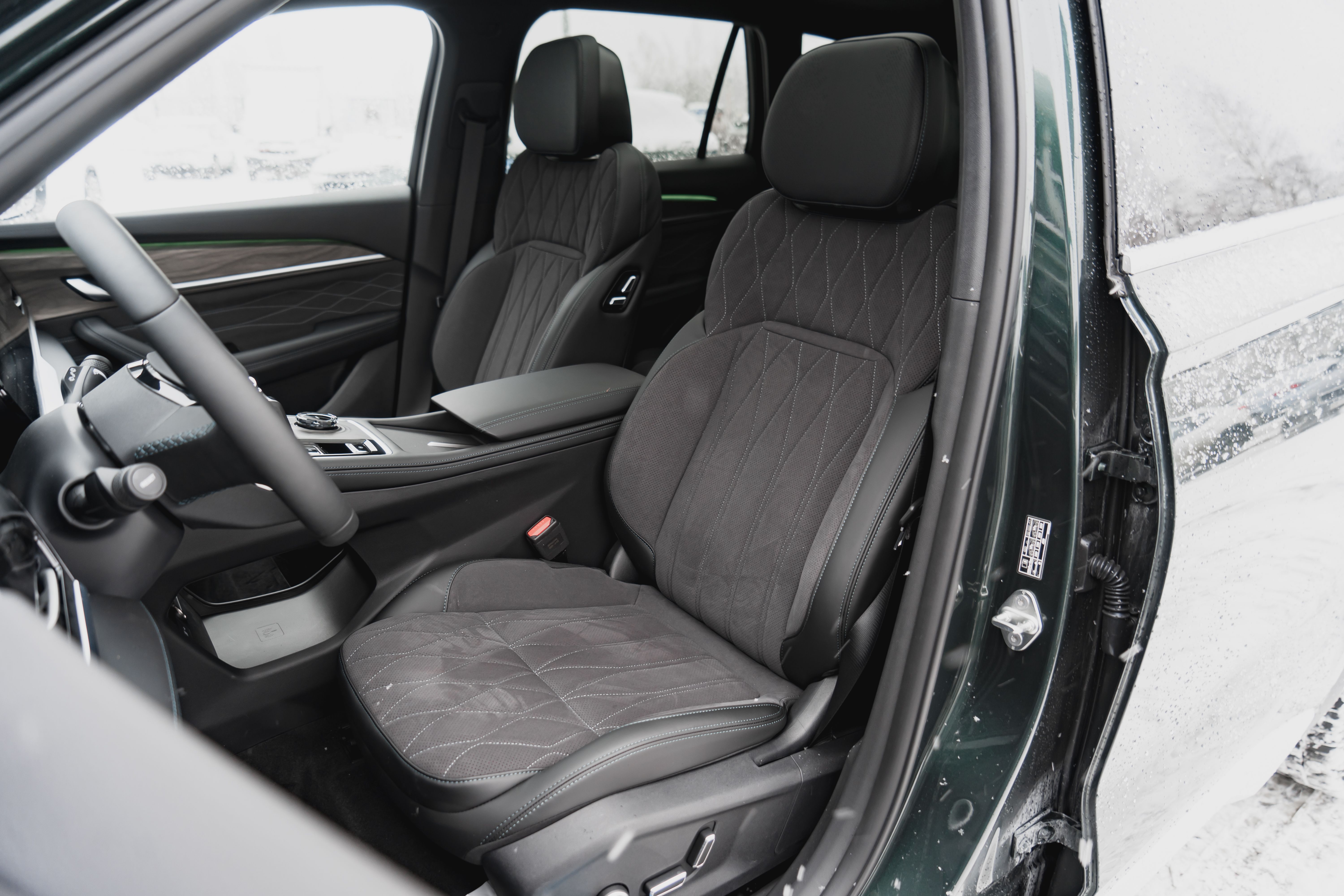 Geely MONJARO Flagship SE 2.0T 8AT 4WD