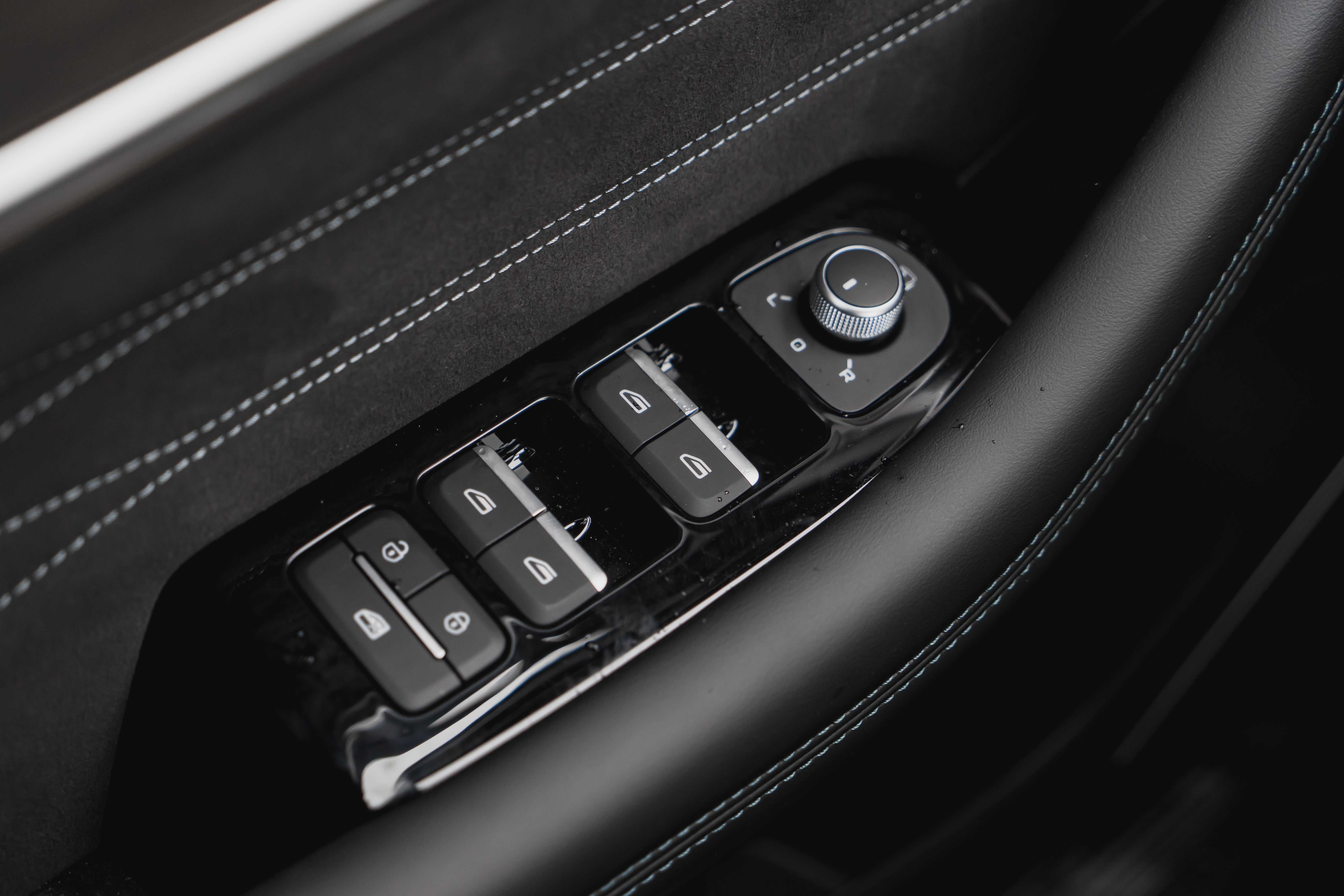 Geely MONJARO Flagship SE 2.0T 8AT 4WD