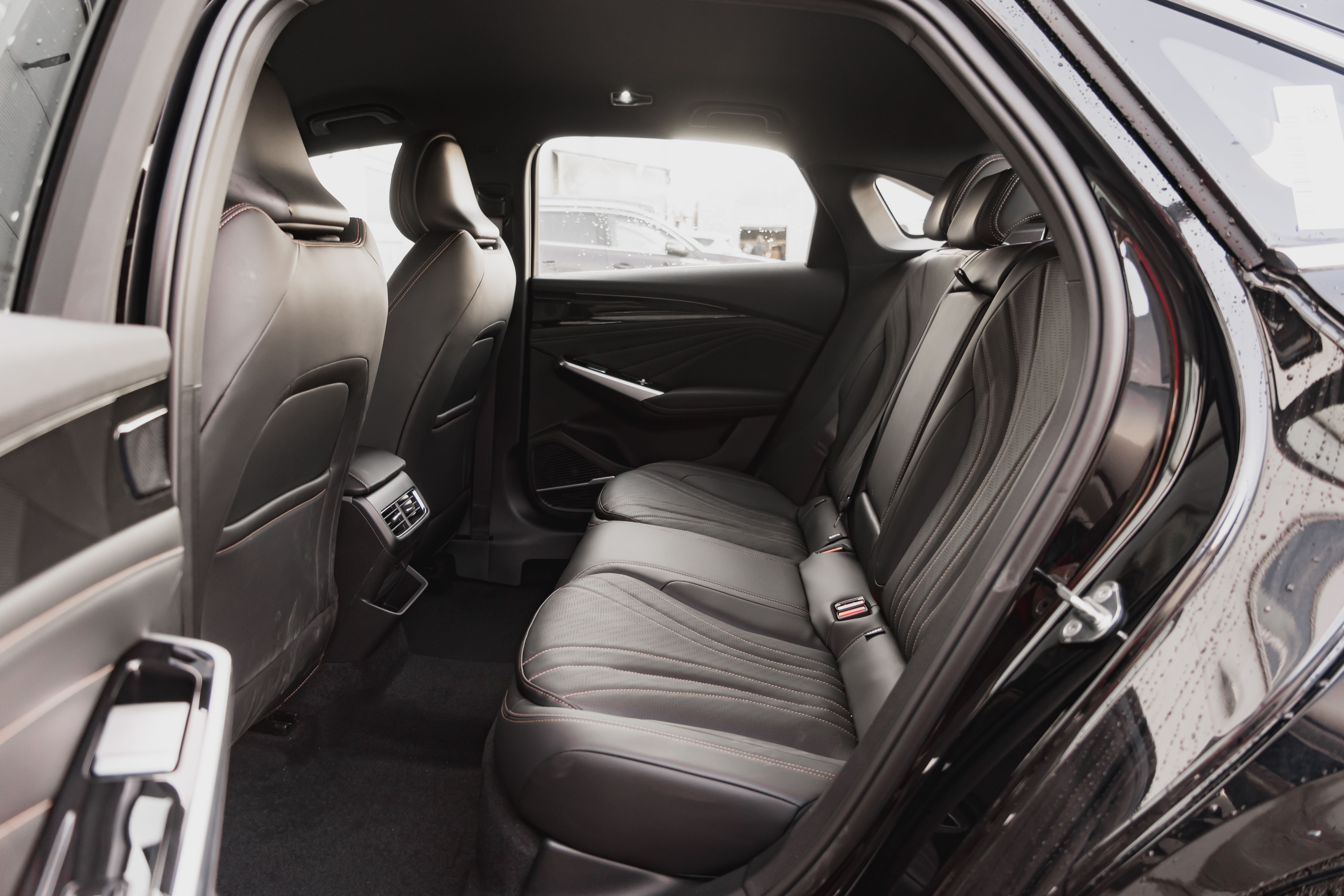 Geely Preface Флагман