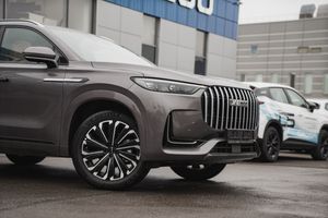 Jaecoo J8 2.0T робот. Престиж черн. салон 4ПП - вид 5