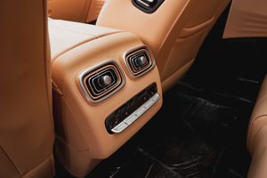 Jaecoo J8 2.0T робот. Престиж черн. салон 4ПП - вид 37