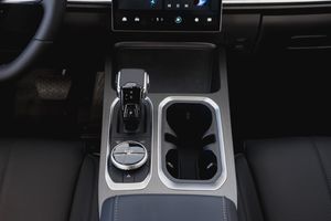 Jaecoo J7 1.6t Робот. Престиж 150 Нп - вид 25