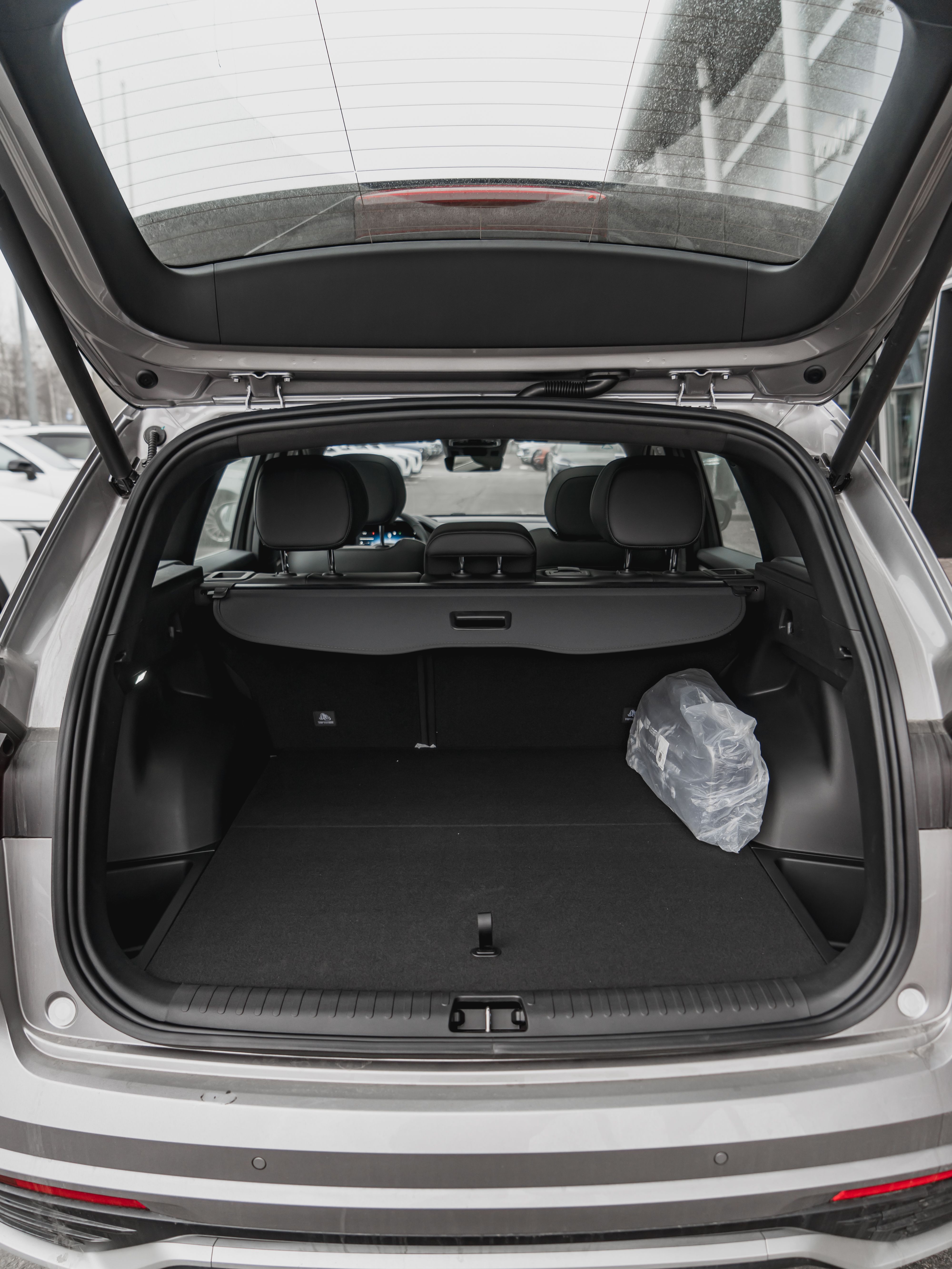 Geely MONJARO Люкс