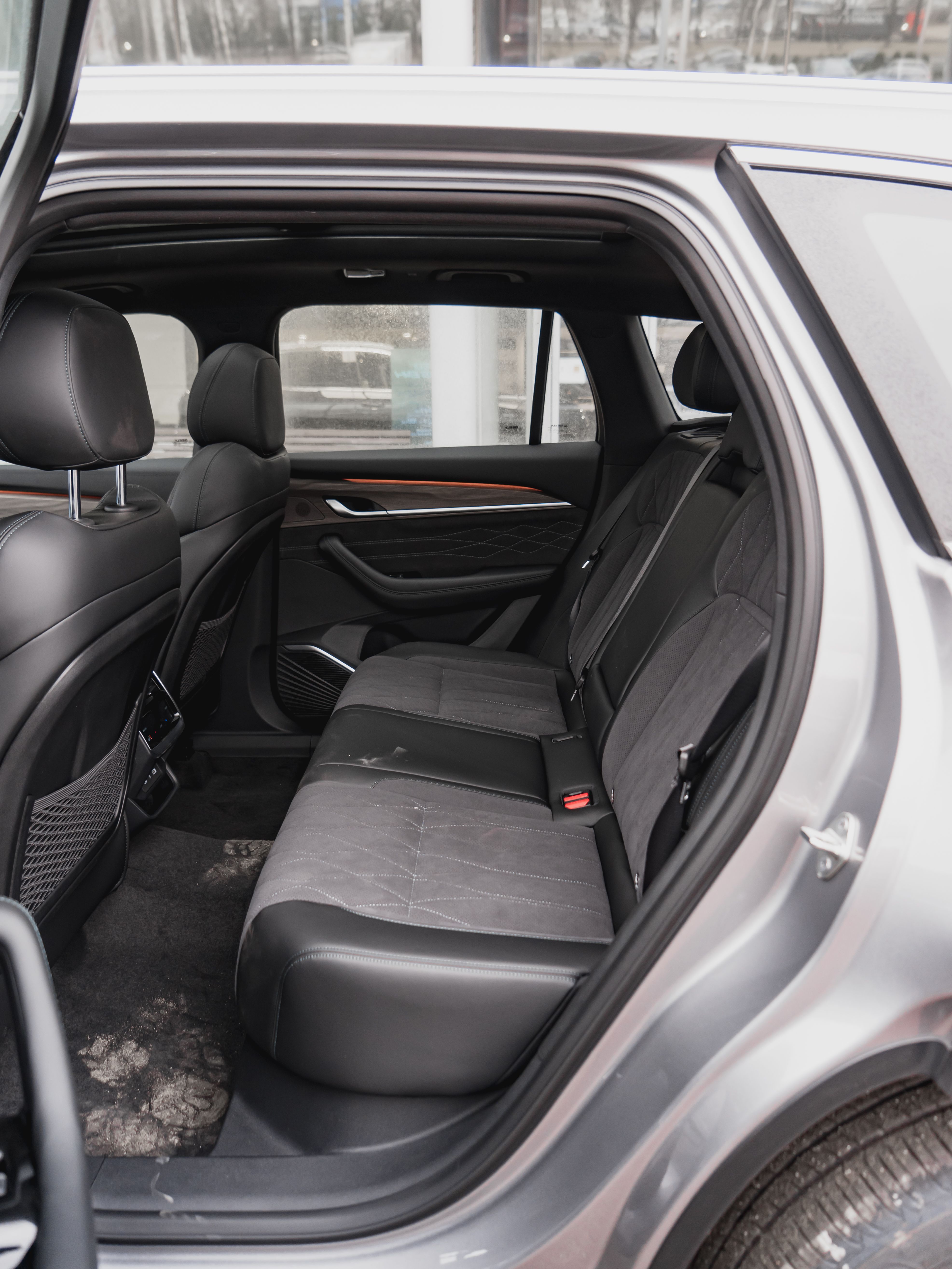 Geely MONJARO Люкс