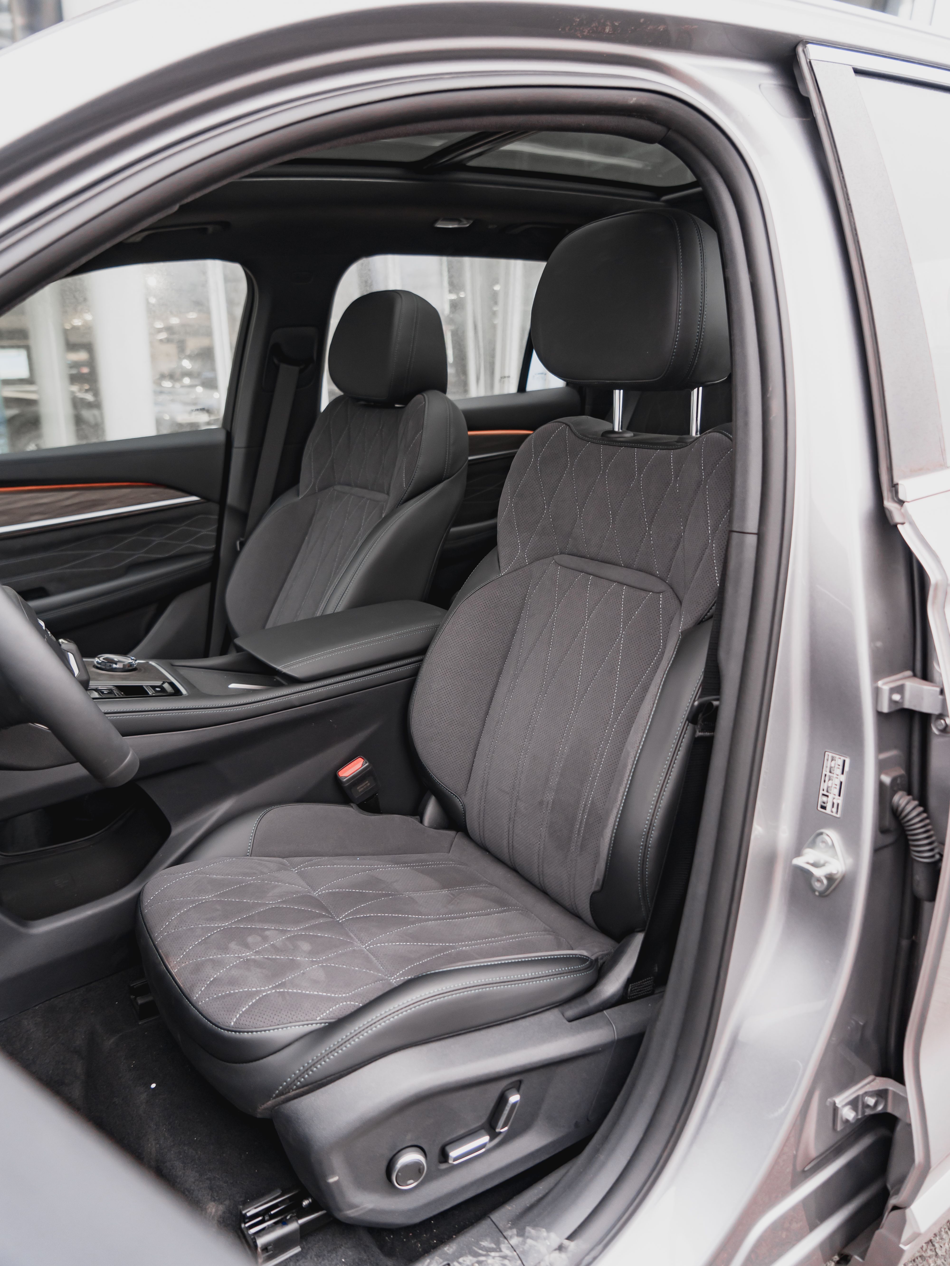 Geely MONJARO Люкс