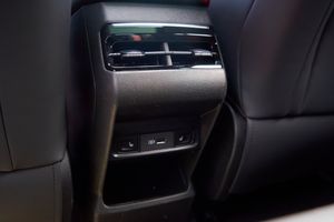 Geely Coolray 2023 года, 0 км - вид 33