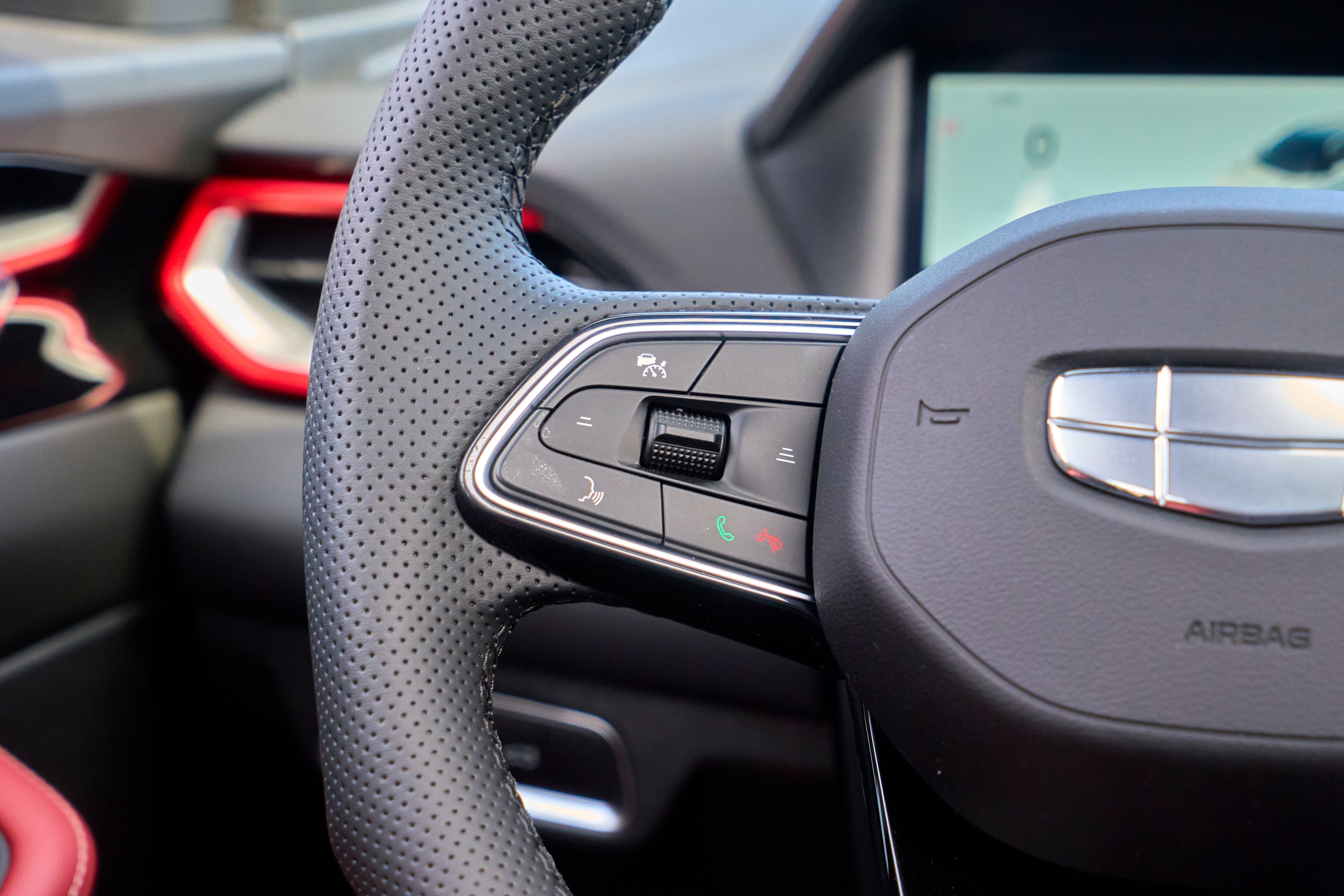 Geely COOLRAY Эксклюзив/Exclusive 1,5T 7АКП передний привод