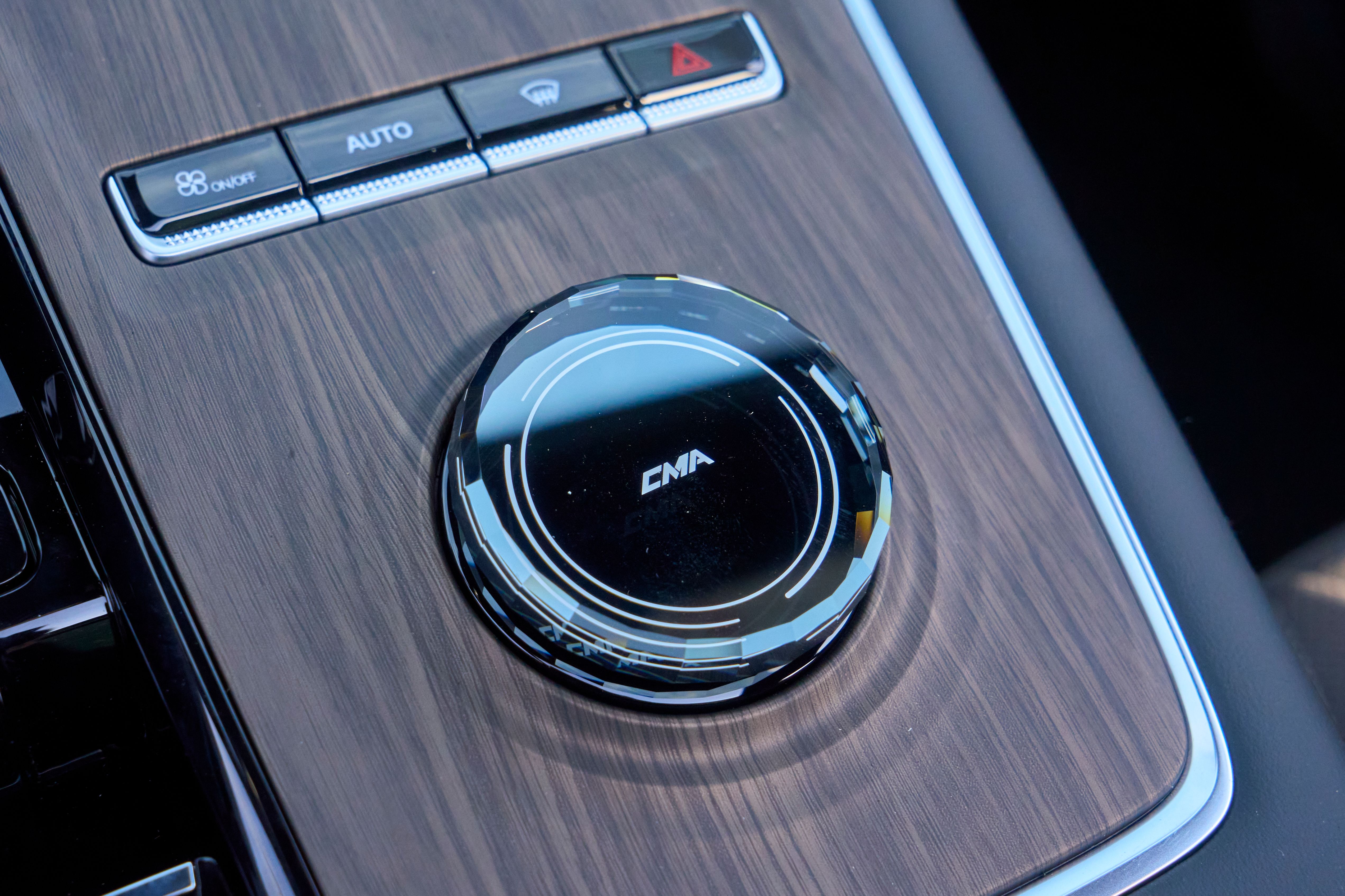 Geely MONJARO Люкс