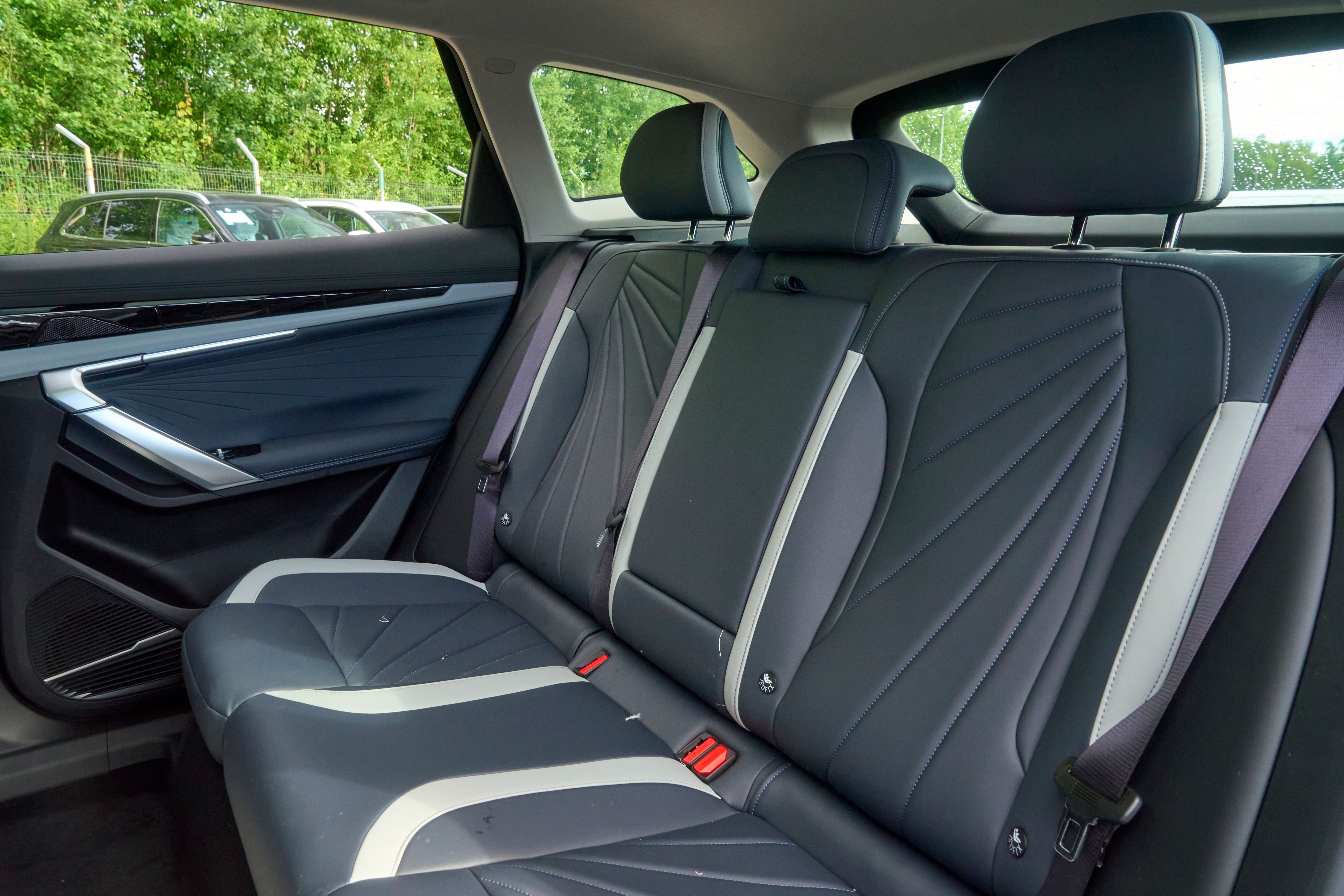 Geely ATLAS Люкс