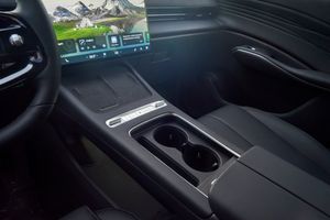 Omoda C7 Актив