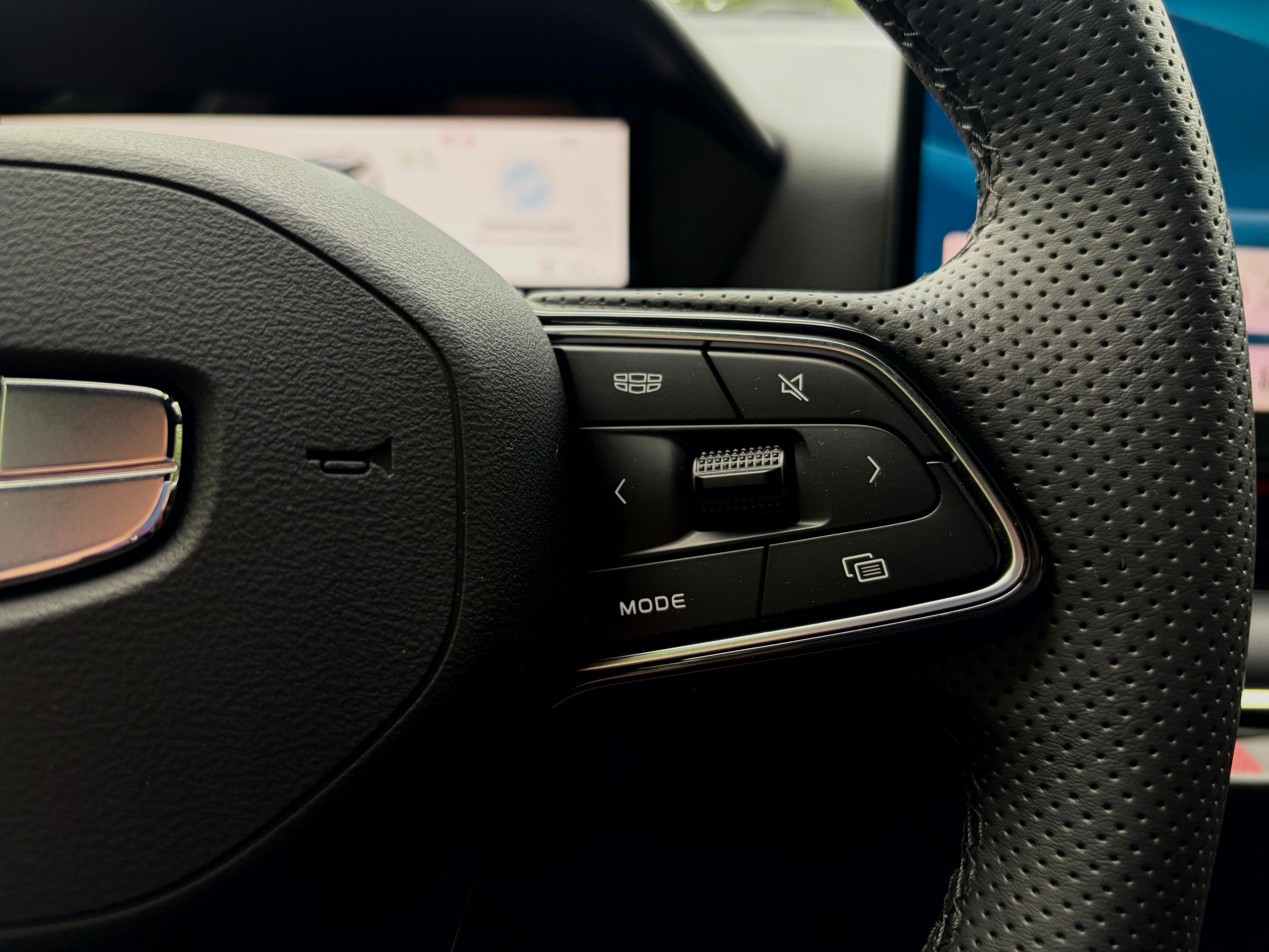 Geely COOLRAY эксклюзив