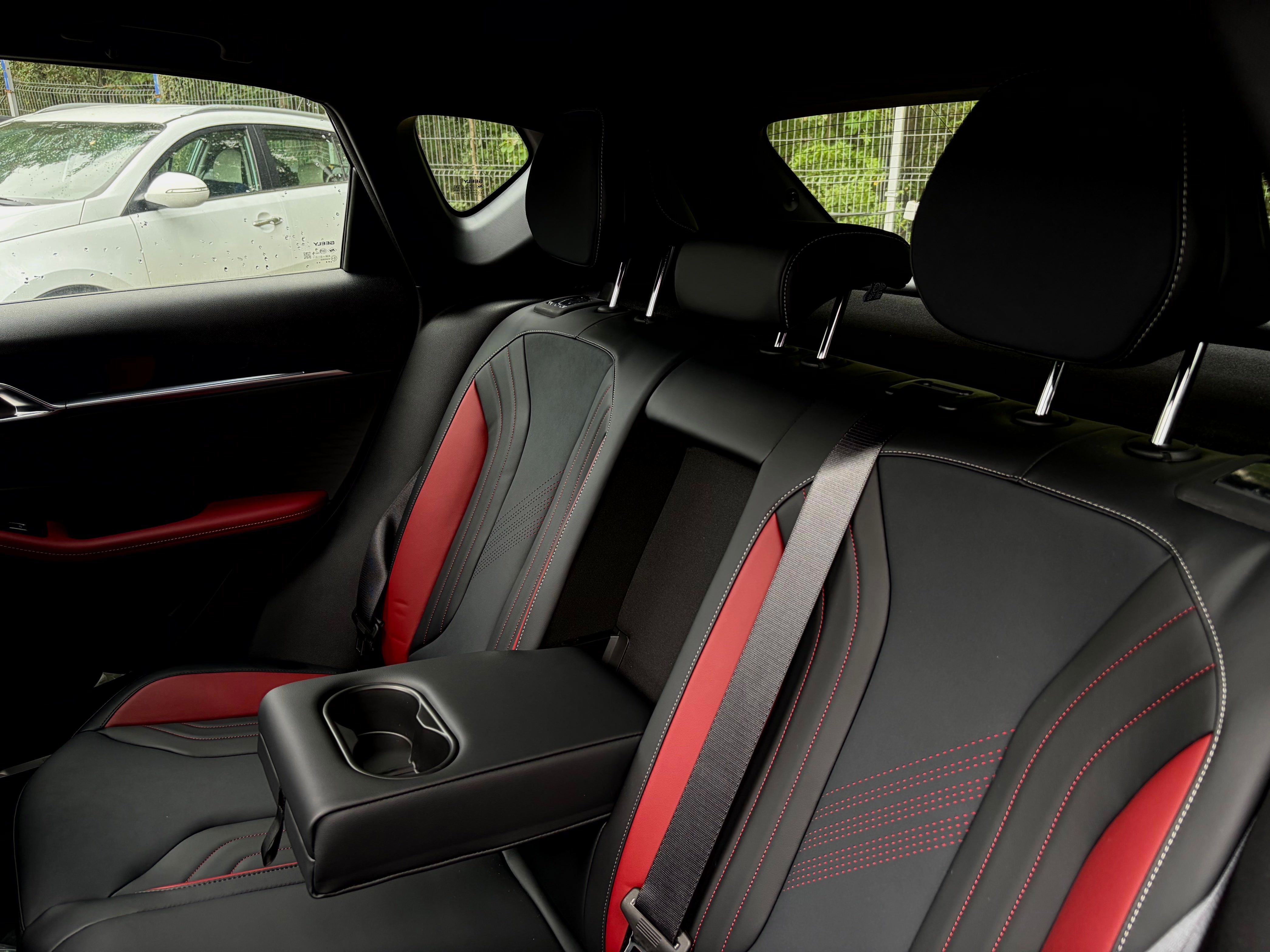 Geely COOLRAY эксклюзив