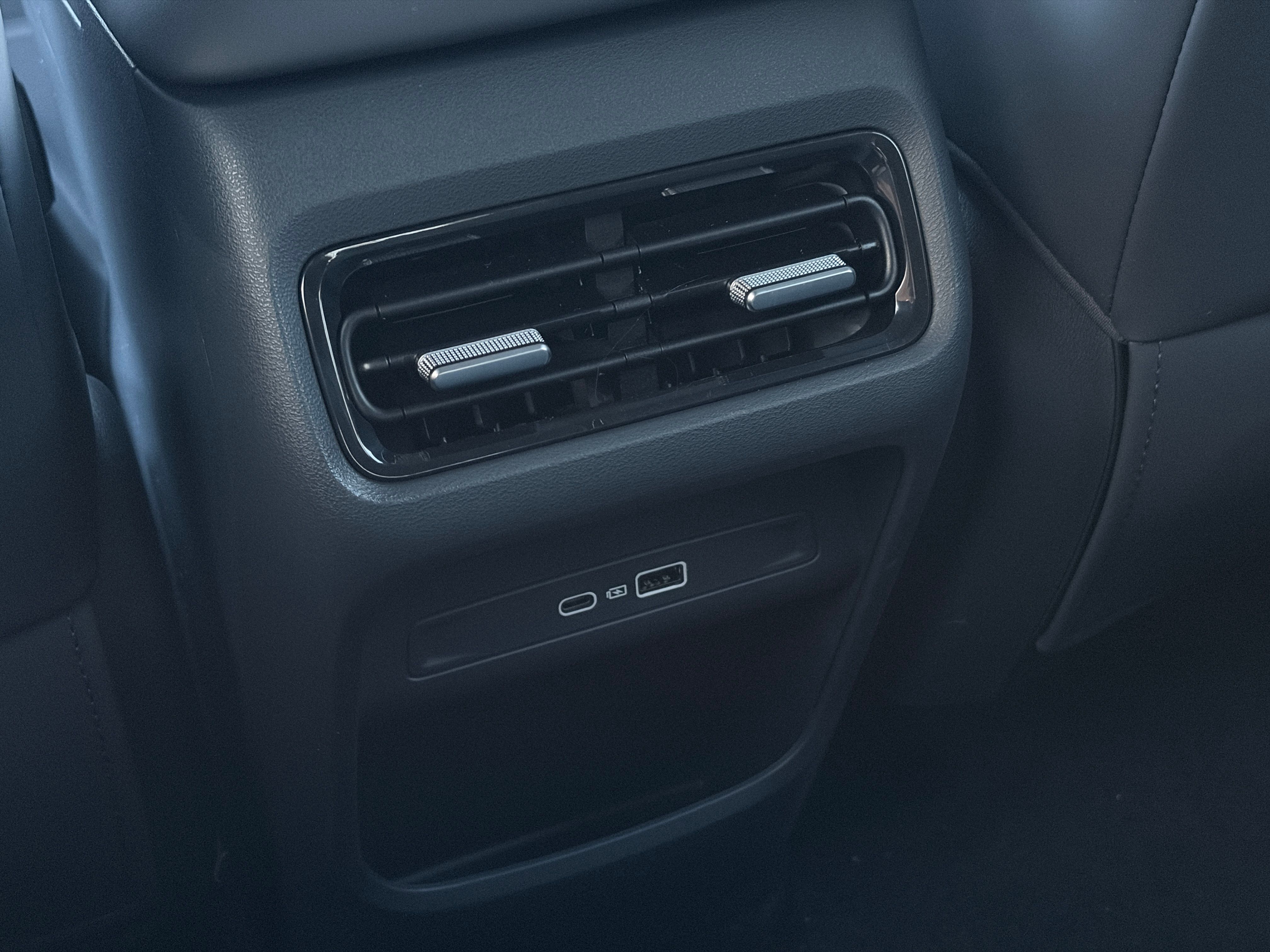 Geely EX5 EM-R Про