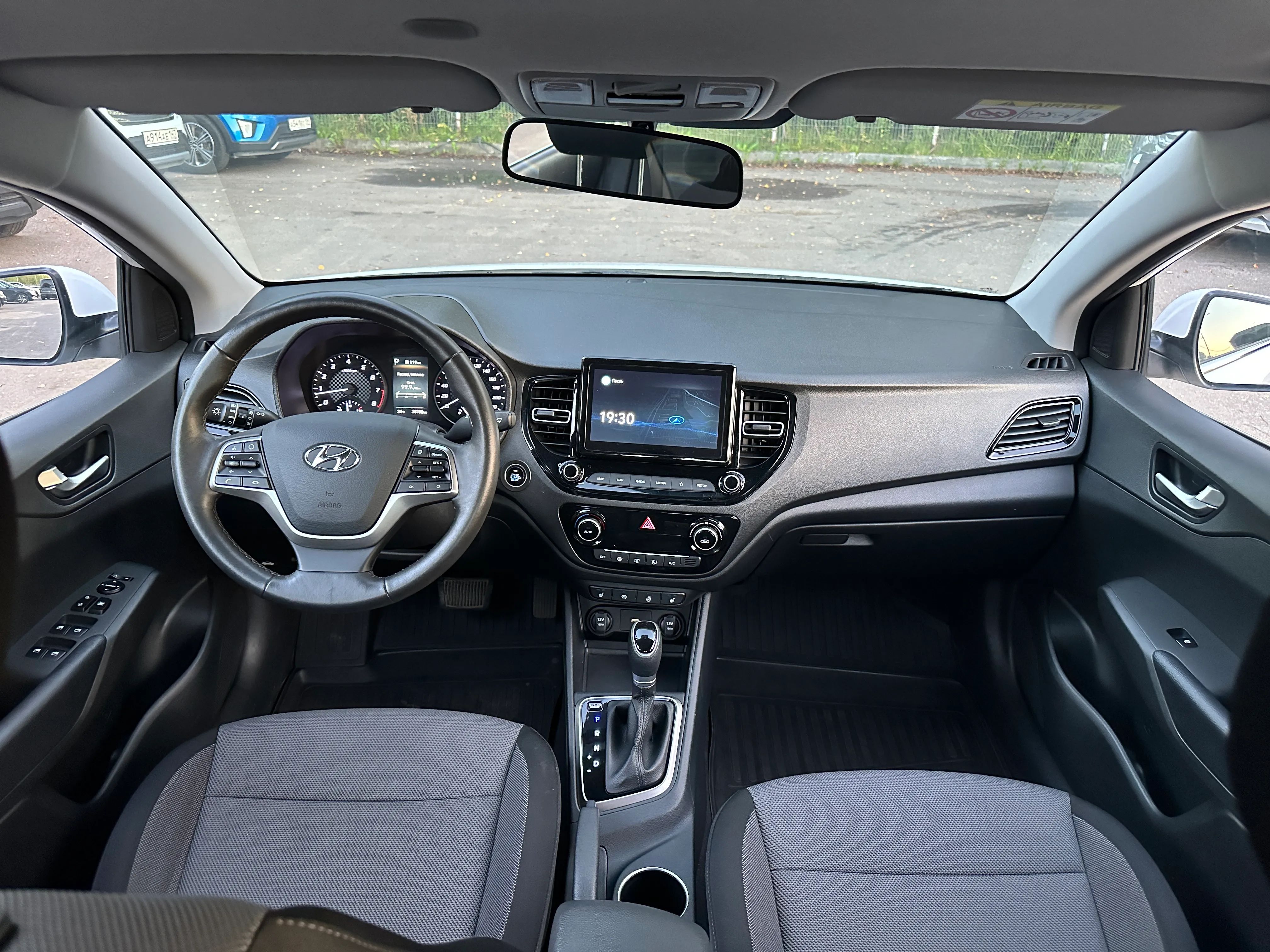 Hyundai Solaris 2021 года, 28 785 км - вид 8