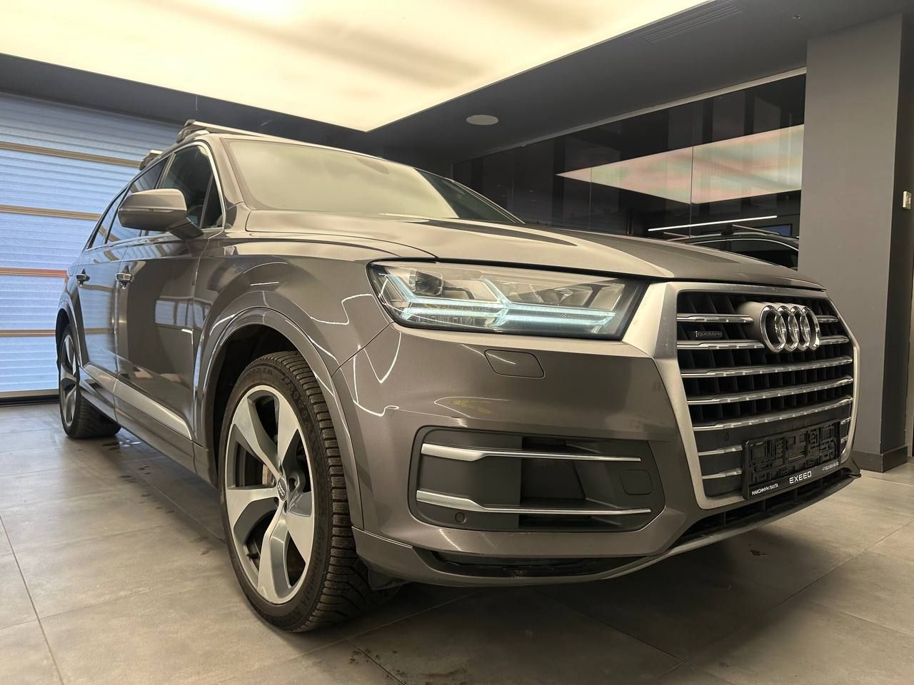 Audi Q7 2018 года, 130 115 км - вид 3