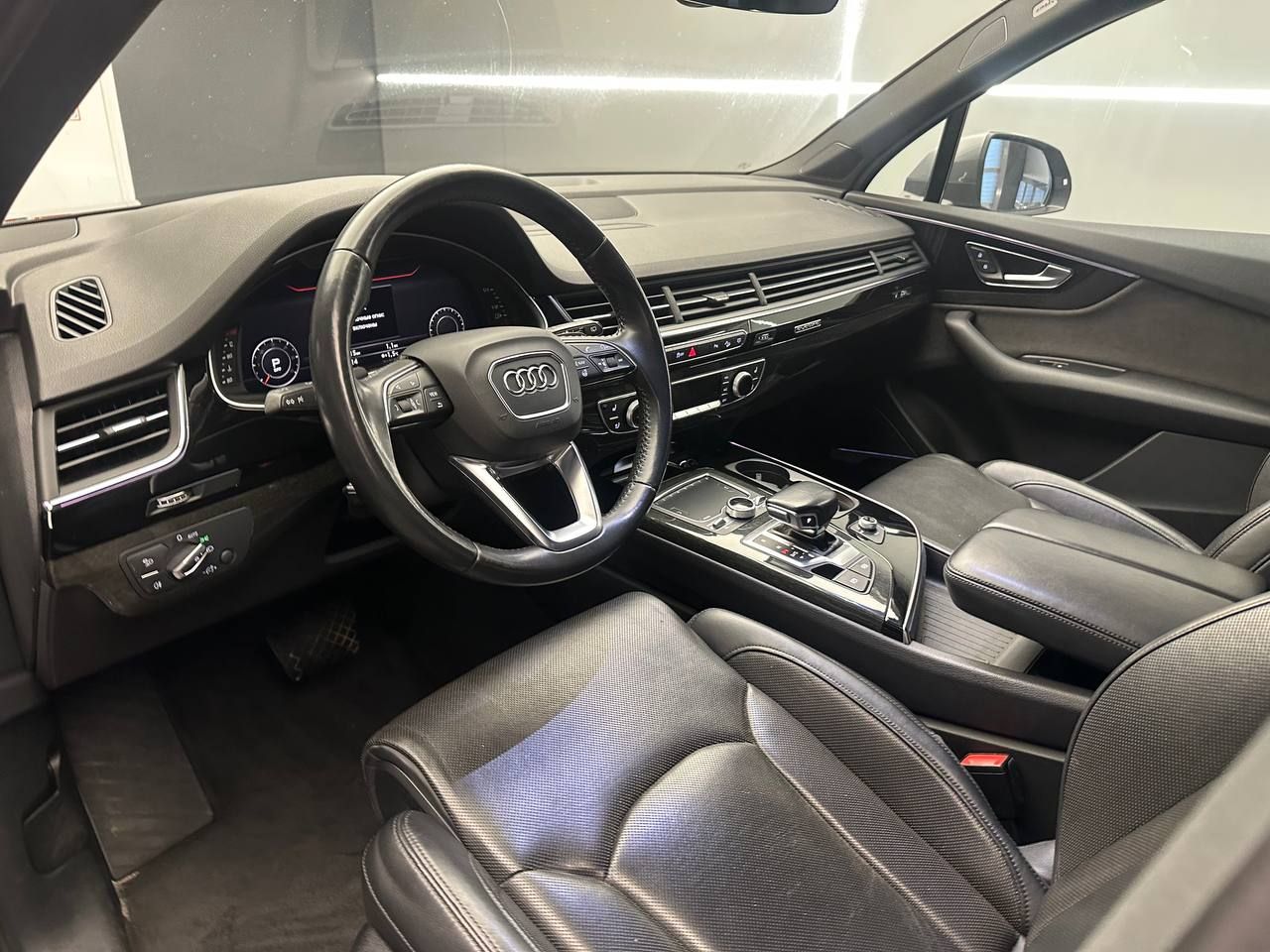 Audi Q7 2018 года, 130 115 км - вид 8