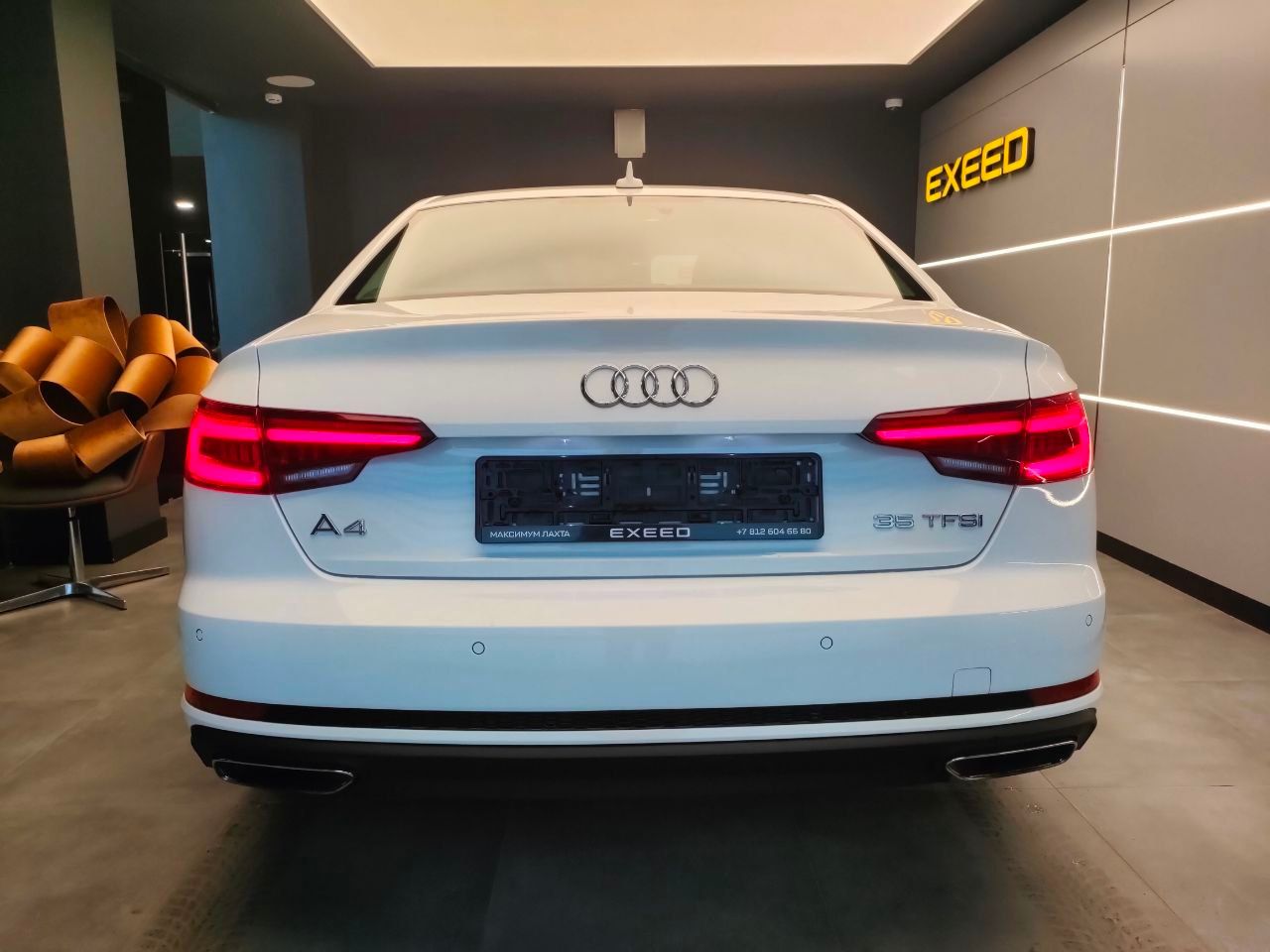 Audi A4 2018 года, 108 481 км - вид 5