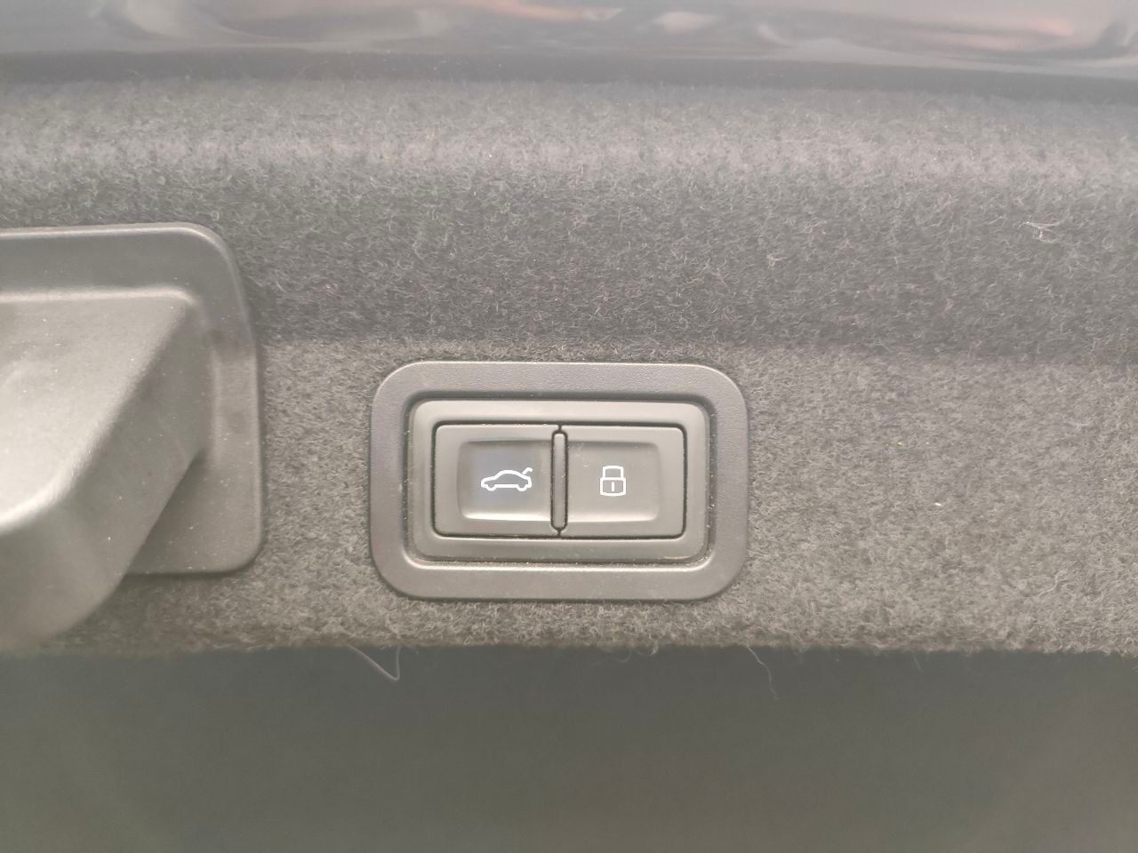Audi A6 2018 года, 155 840 км - вид 15