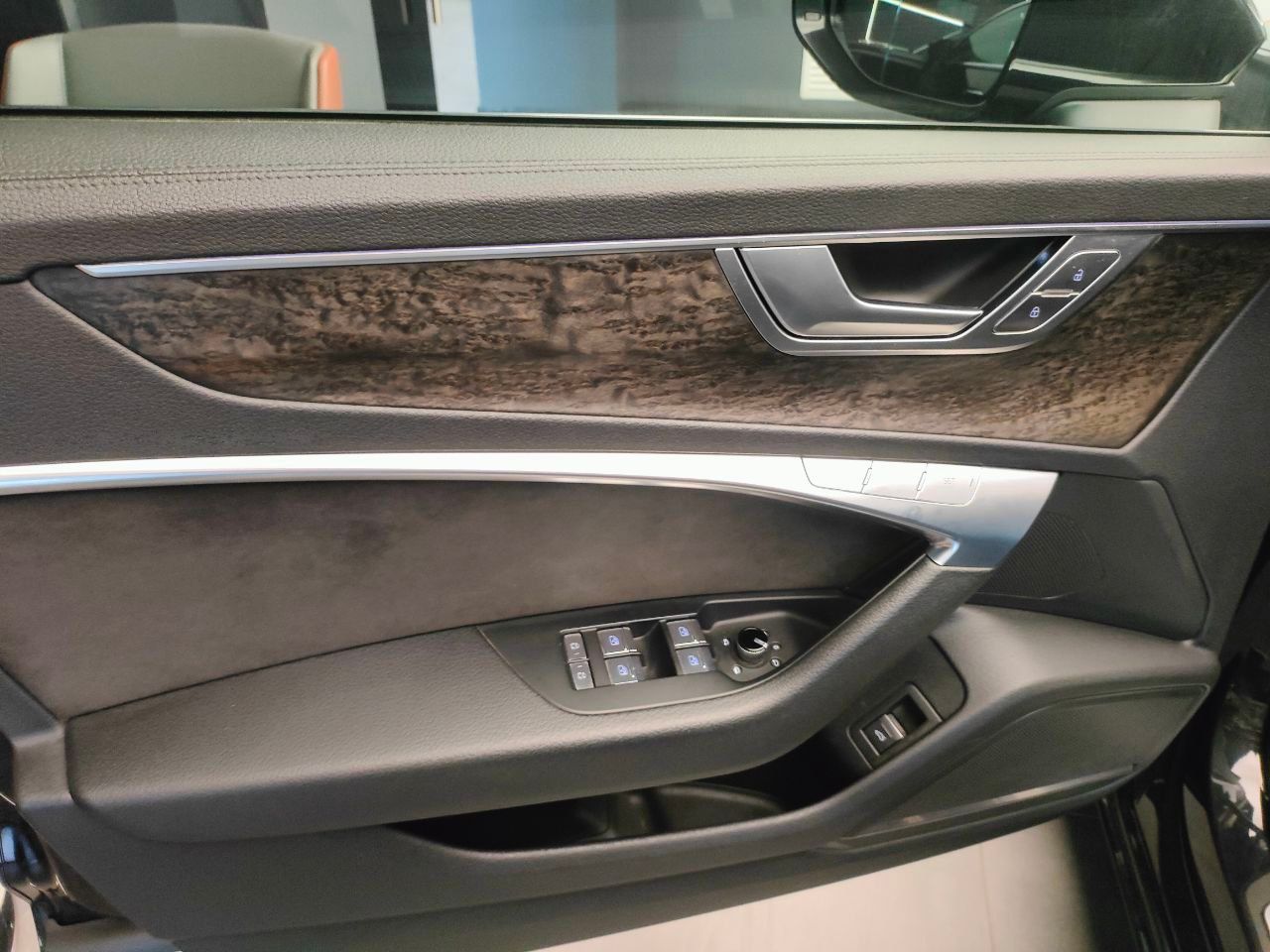 Audi A6 2018 года, 155 840 км - вид 17