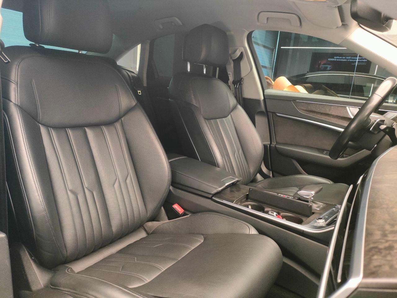 Audi A6 2018 года, 155 840 км - вид 14