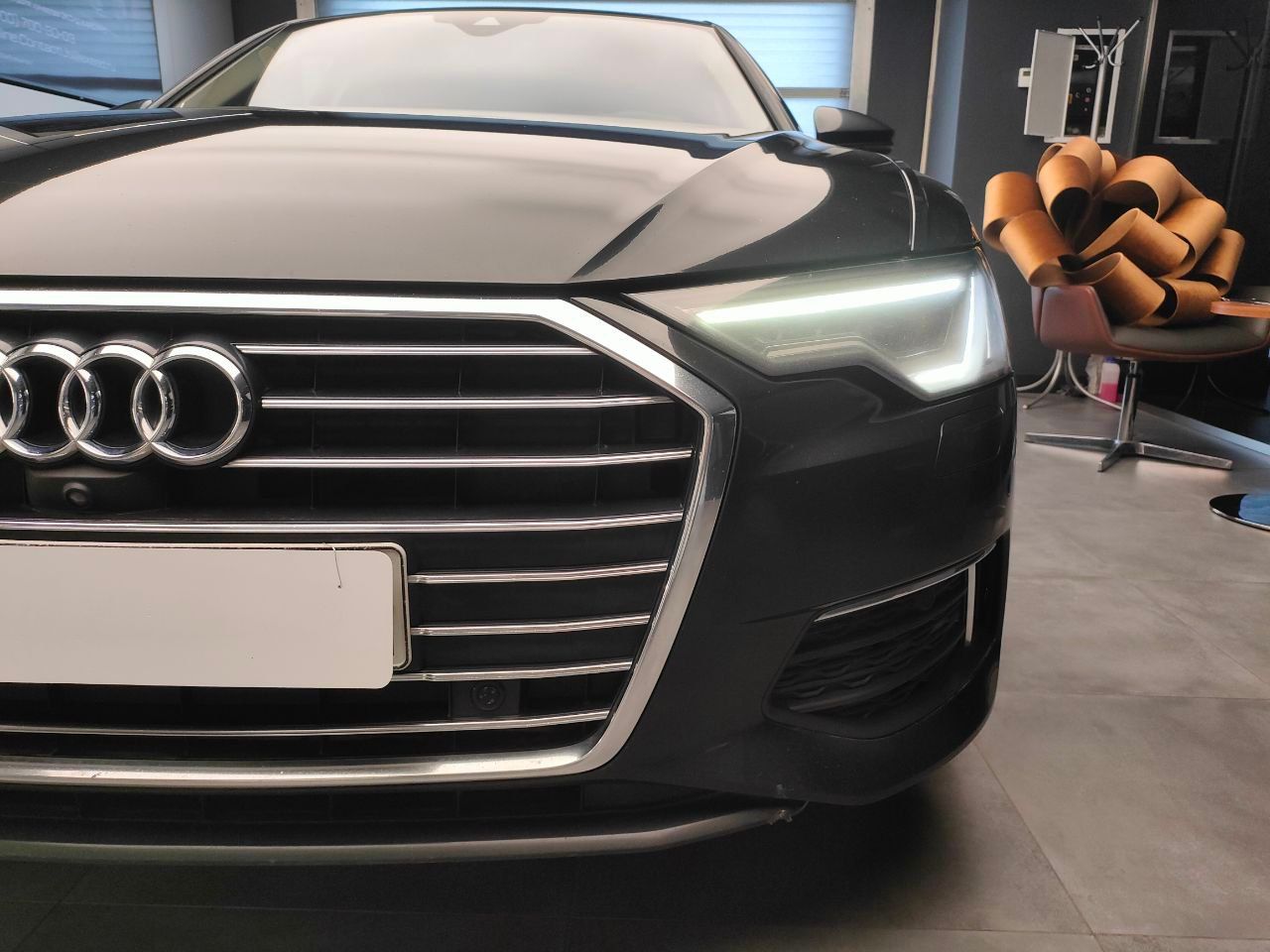 Audi A6 2018 года, 155 840 км - вид 4