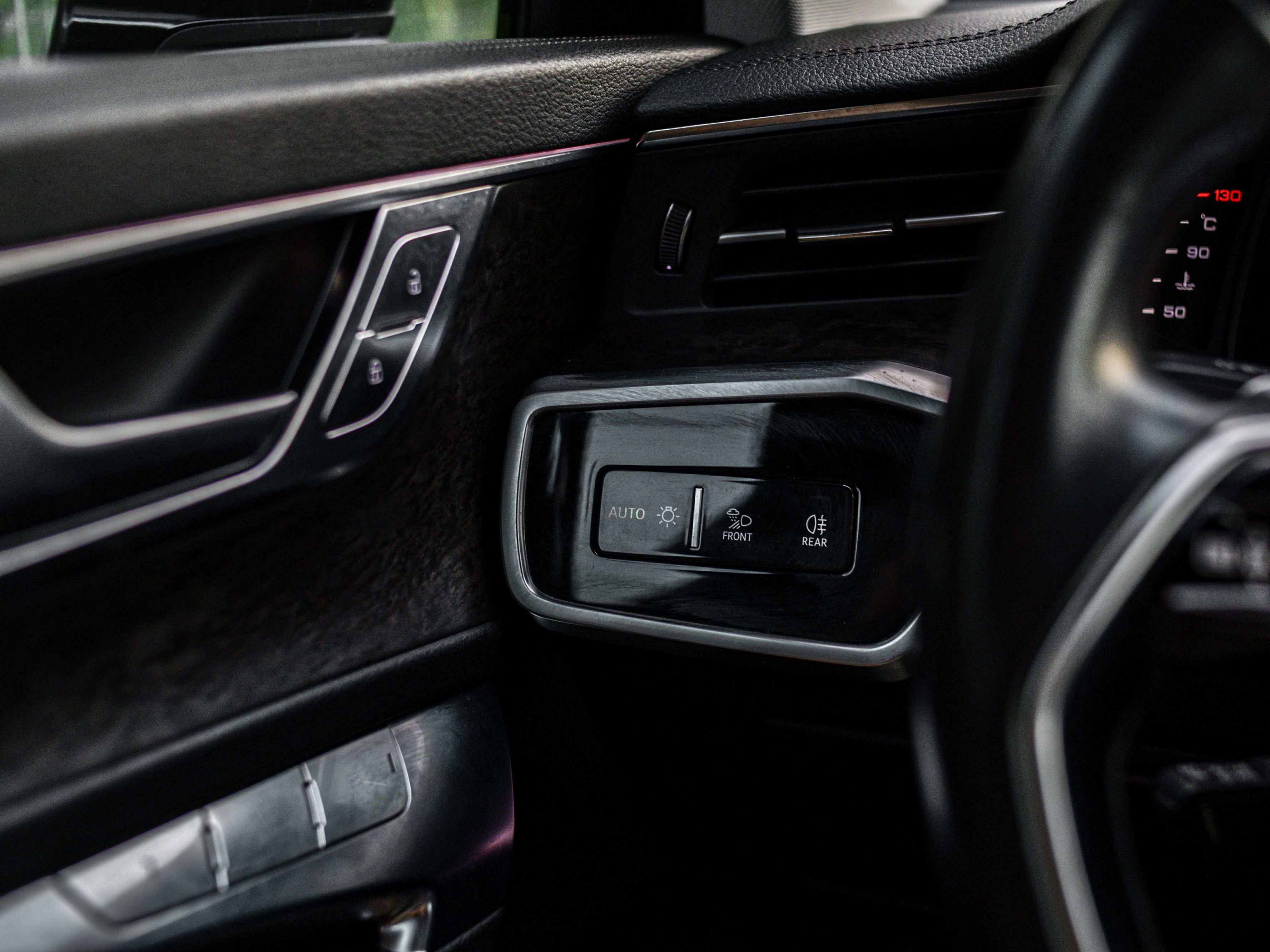 Audi A6 2018 года, 155 840 км - вид 13