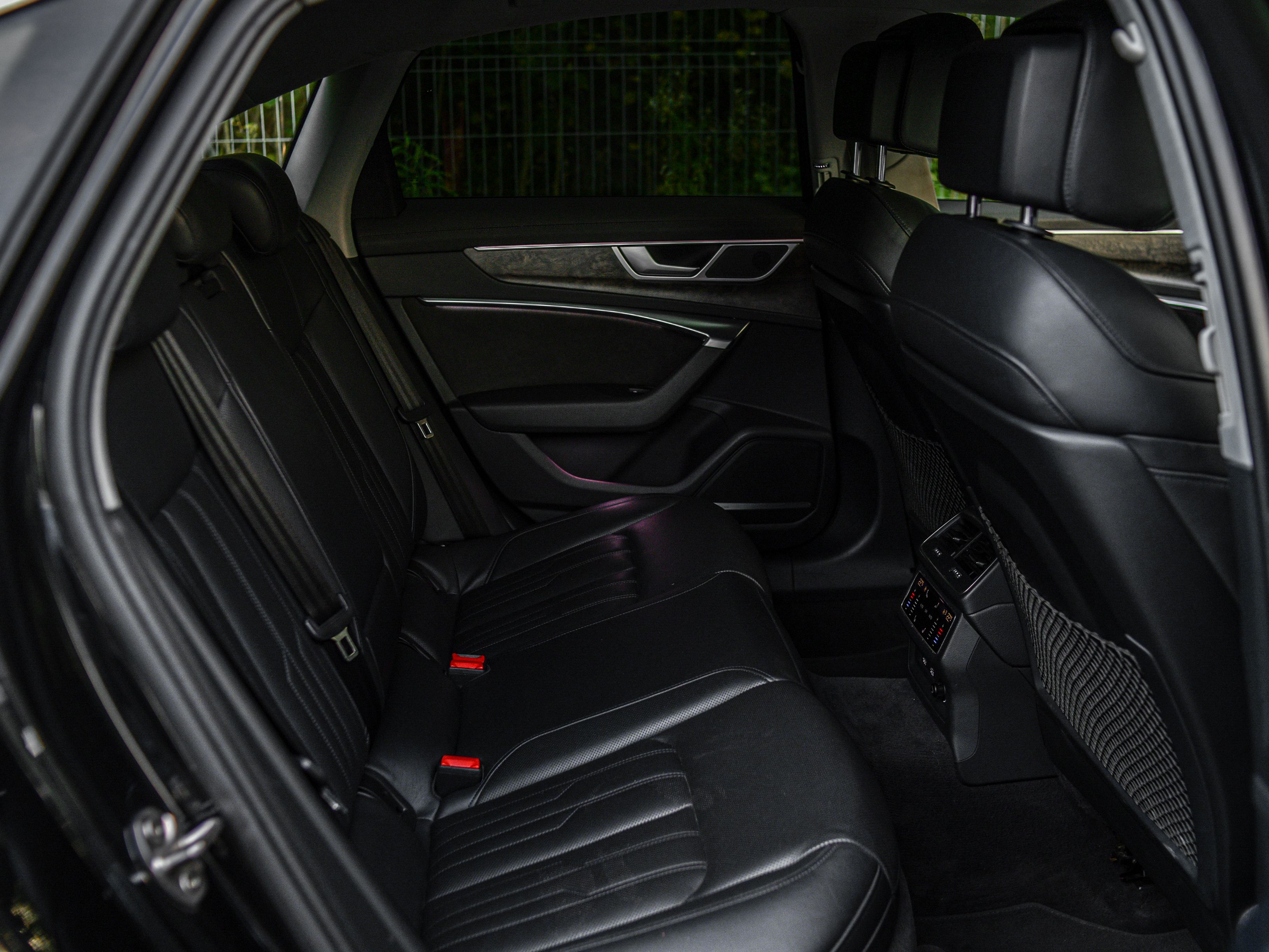 Audi A6 2018 года, 155 840 км - вид 15