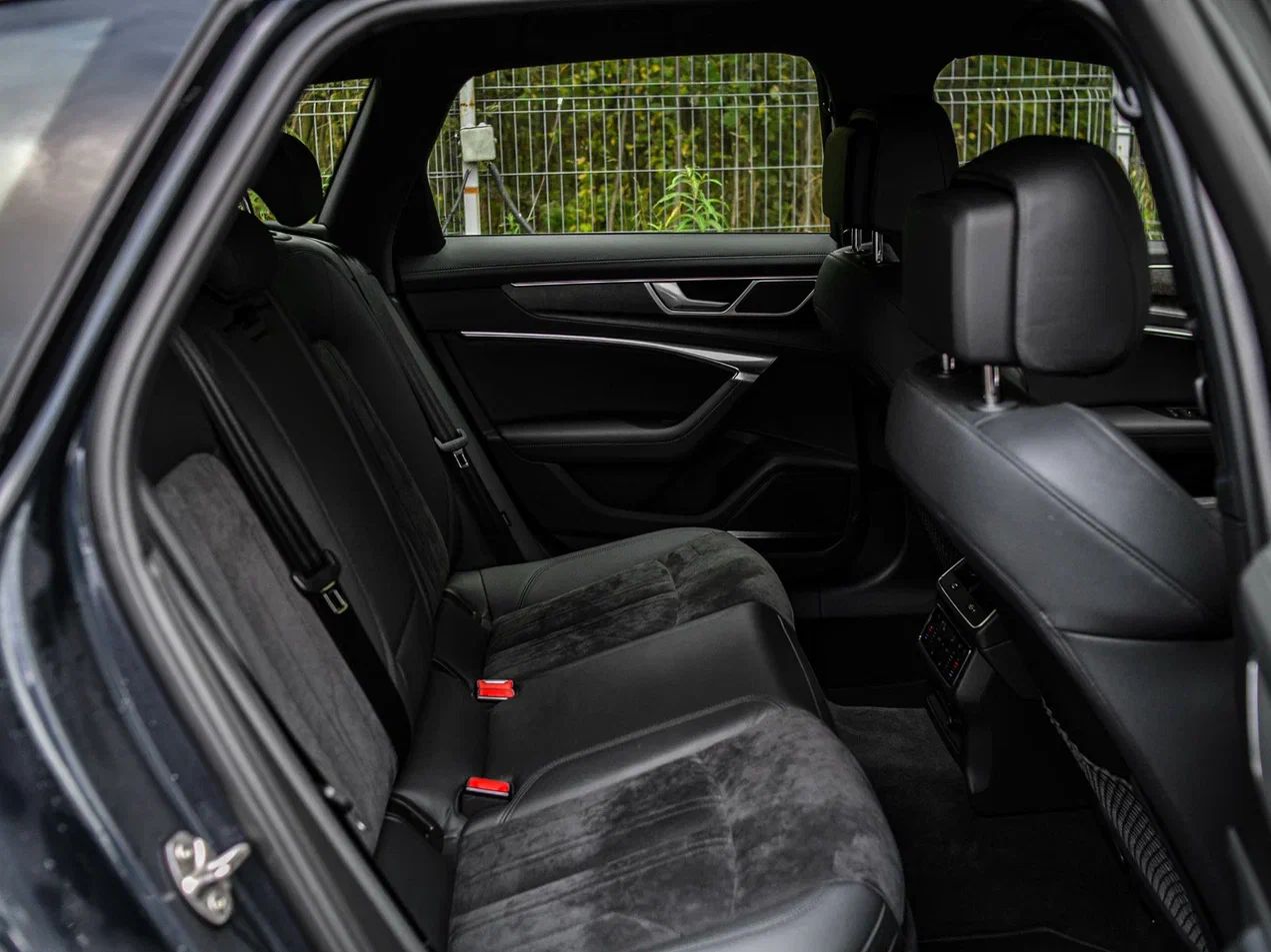 Audi A6 Allroad Quattro 2020 года, 41 000 км - вид 18