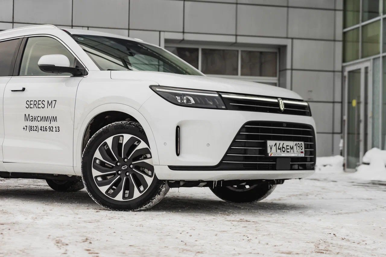 AITO M7 2023 года, 4 189 км - вид 3