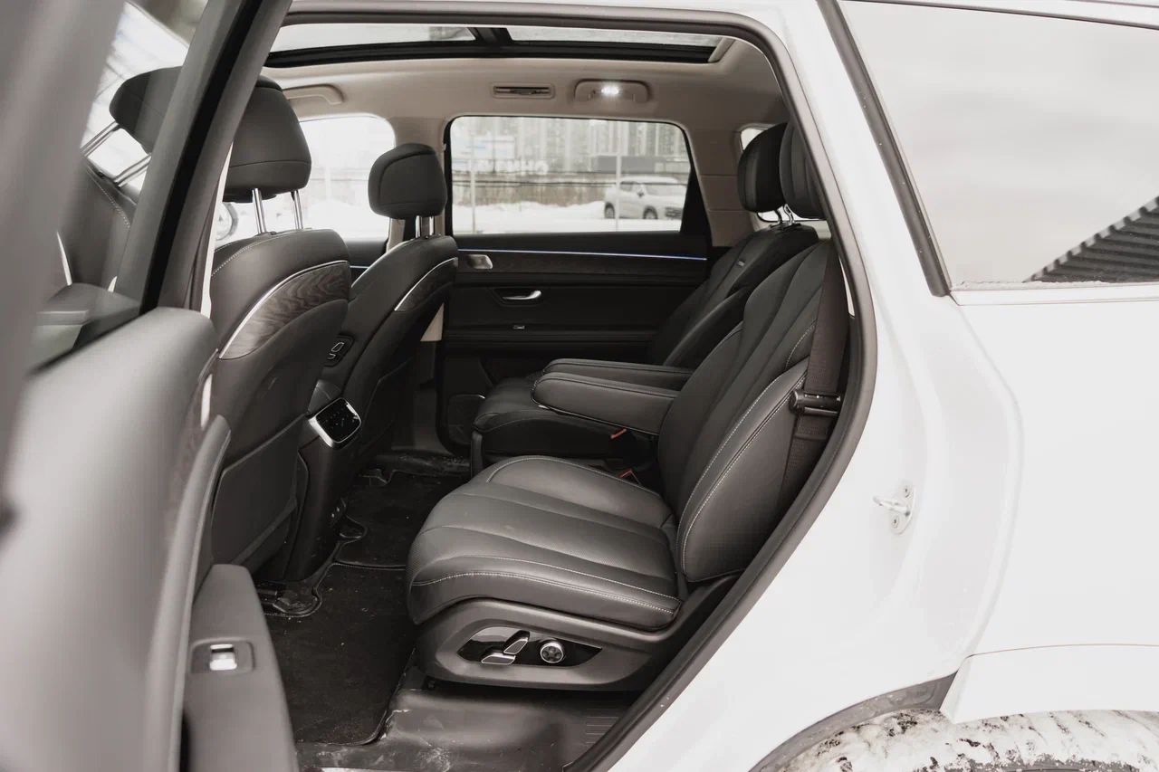 AITO M7 2023 года, 4 189 км - вид 16