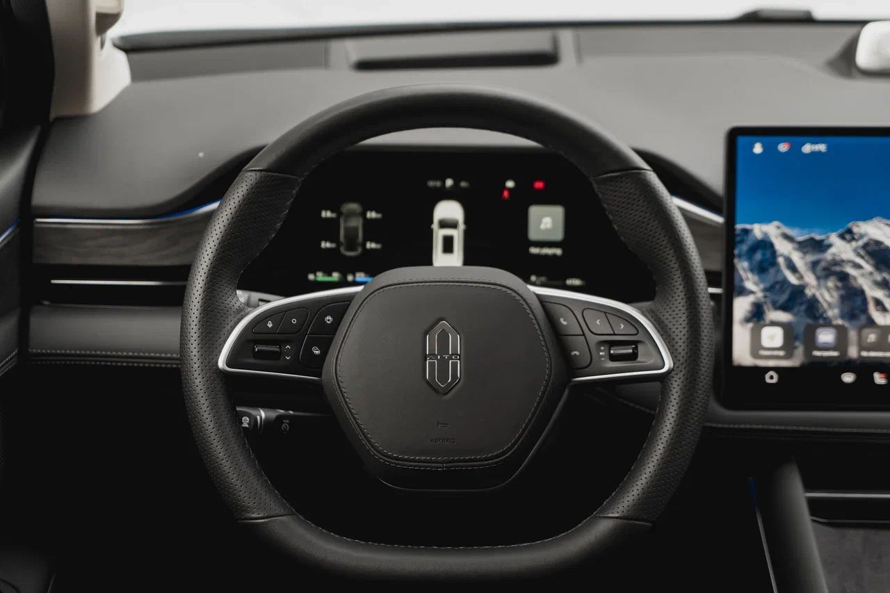 AITO M7 2023 года, 4 189 км - вид 8