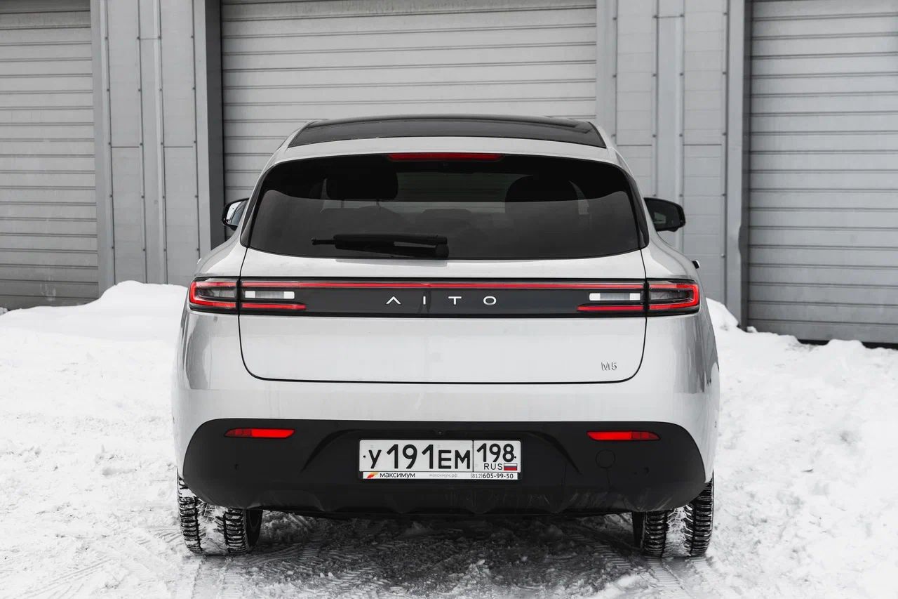 AITO M5 2023 года, 10 786 км - вид 5