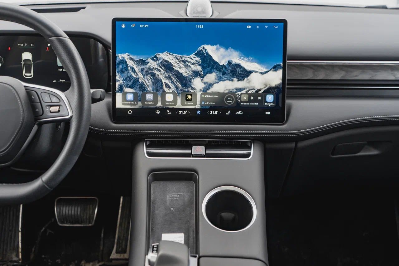 AITO M5 2023 года, 10 786 км - вид 9