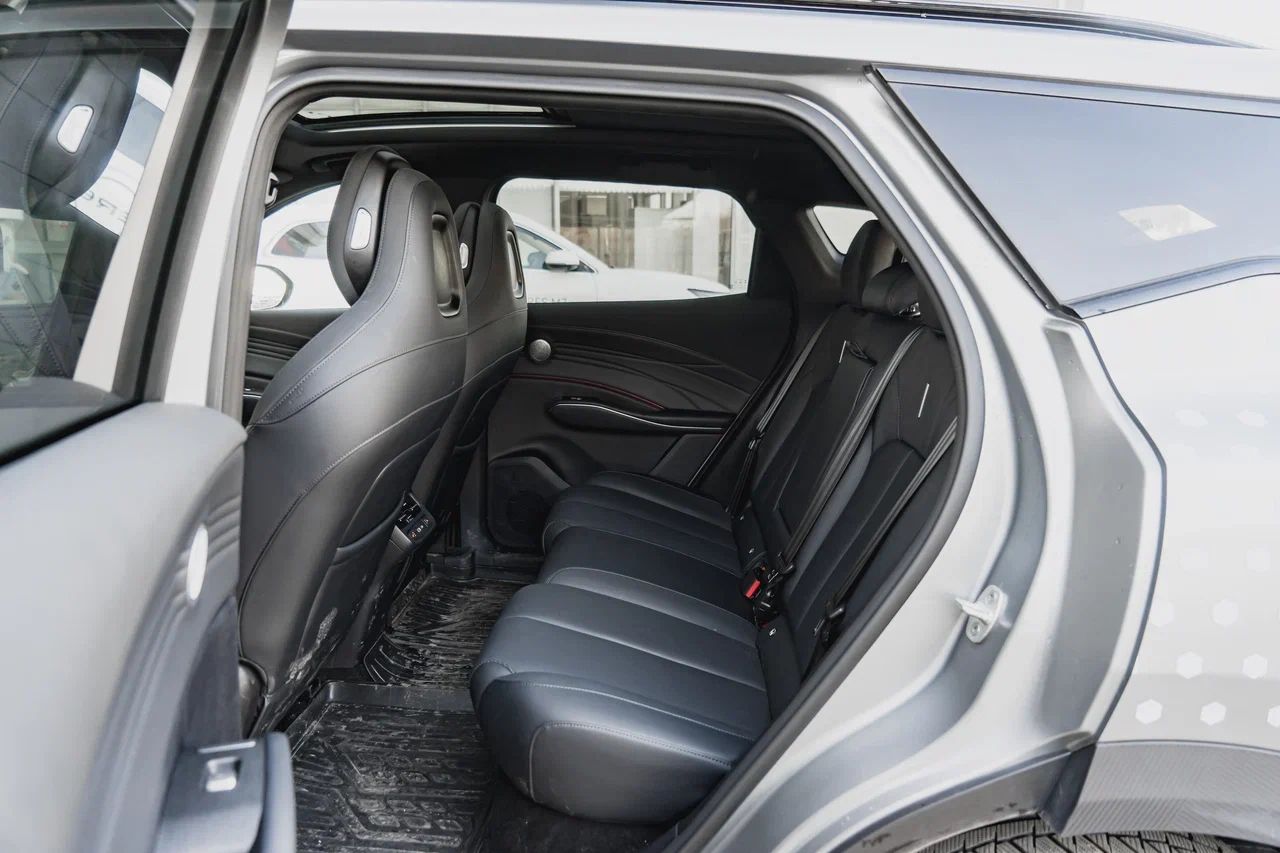 OMODA C7 2025 года, 10 345 км - вид 7