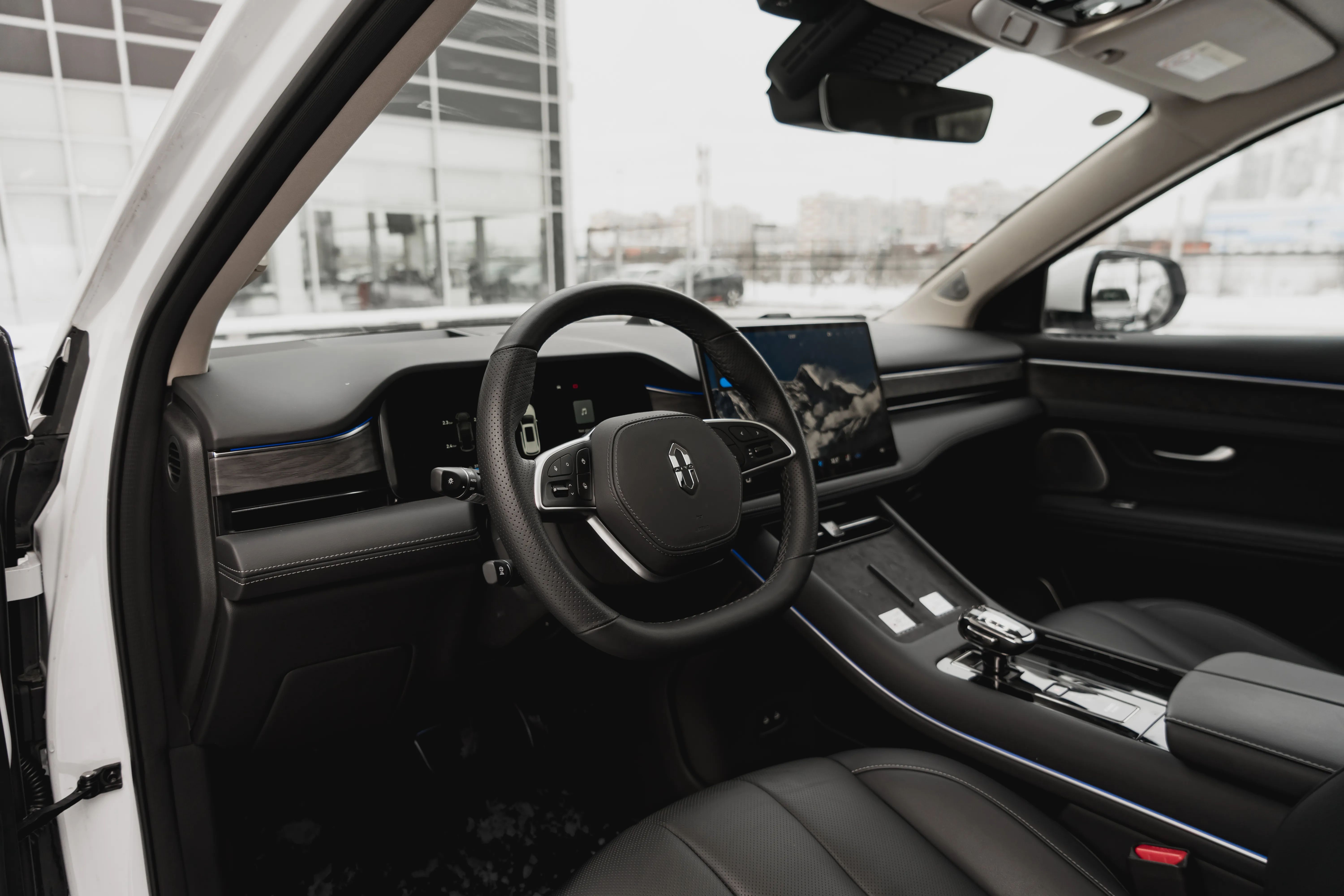 Seres M7 2023 года, 4 250 км - вид 6