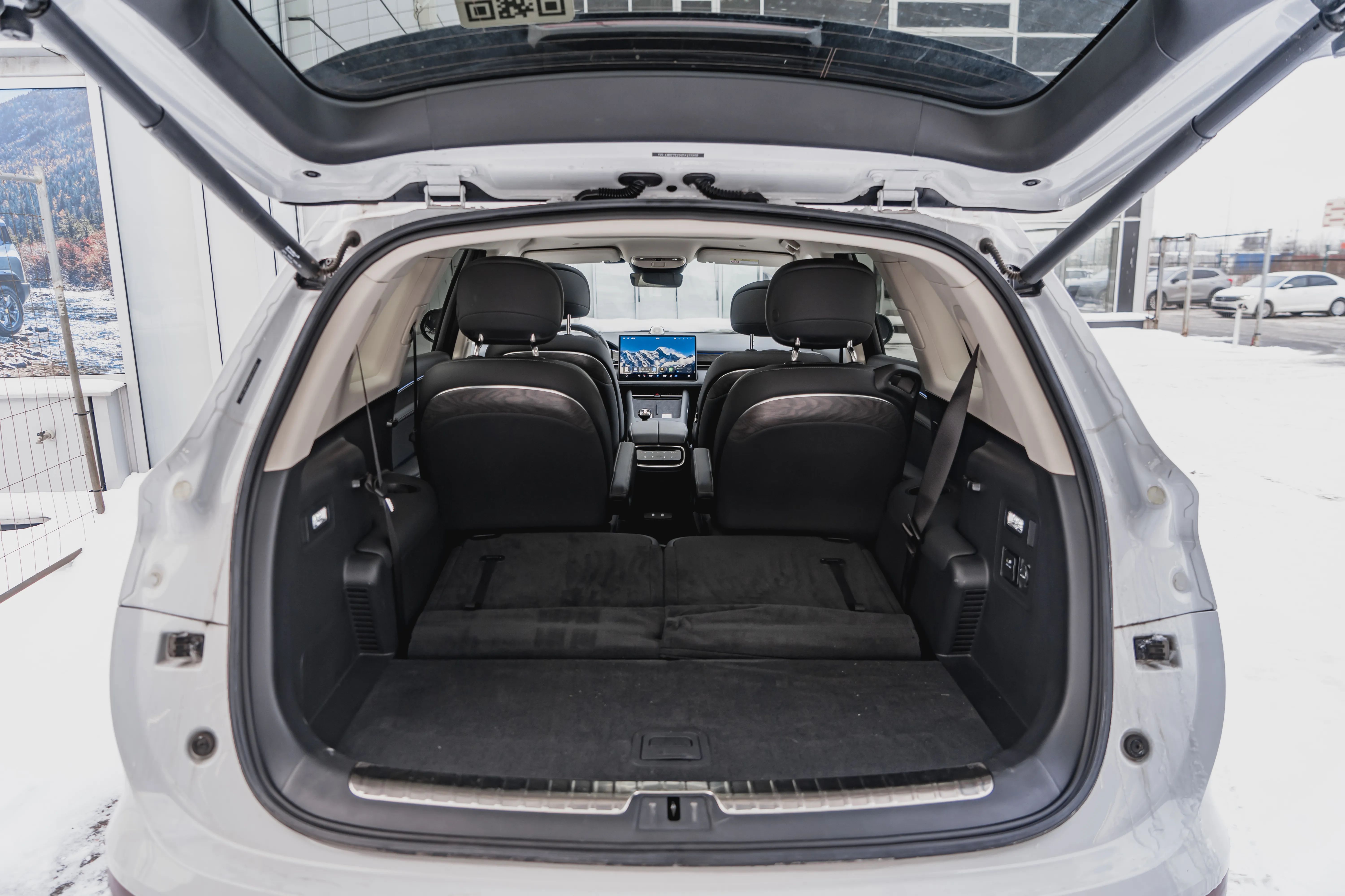 Seres M7 2023 года, 4 250 км - вид 9